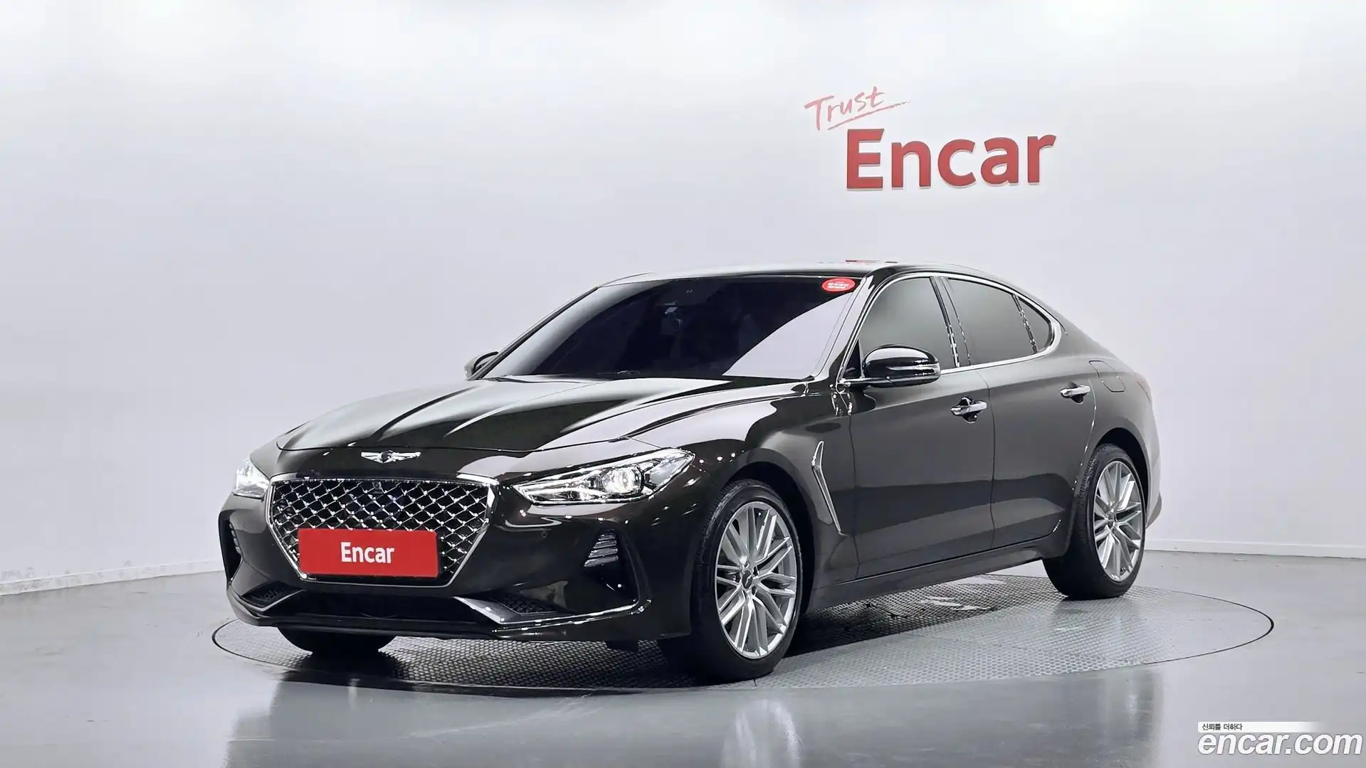 G70 Genesis 2019.0-OUTER-001