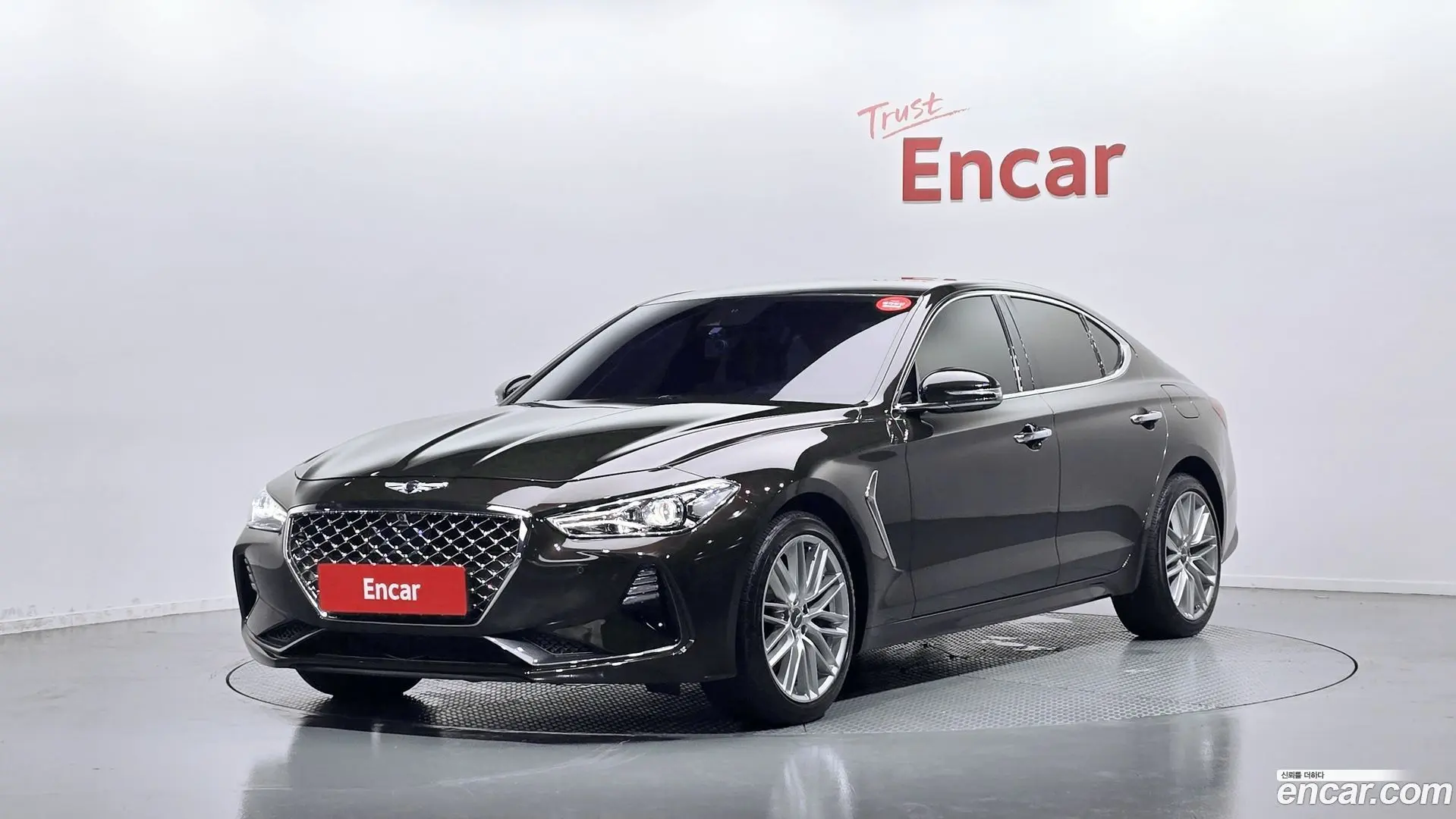 Main__Slider__Photo:G70 Genesis 2019.0-0