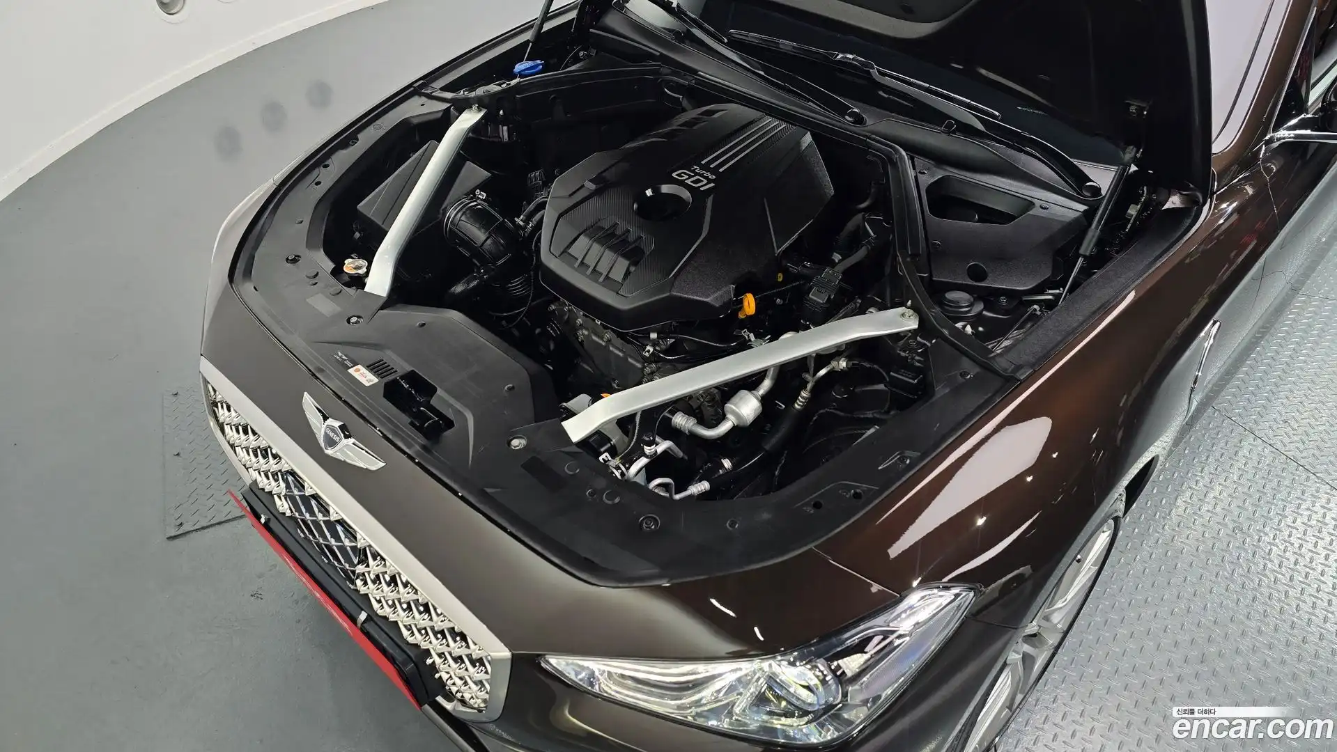G70 Genesis 2019.0-OUTER-006