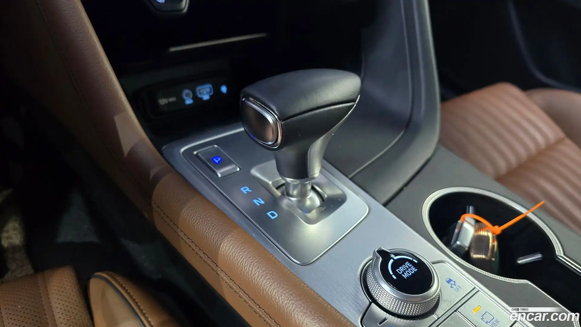G70 Genesis 2019.0-INNER-009