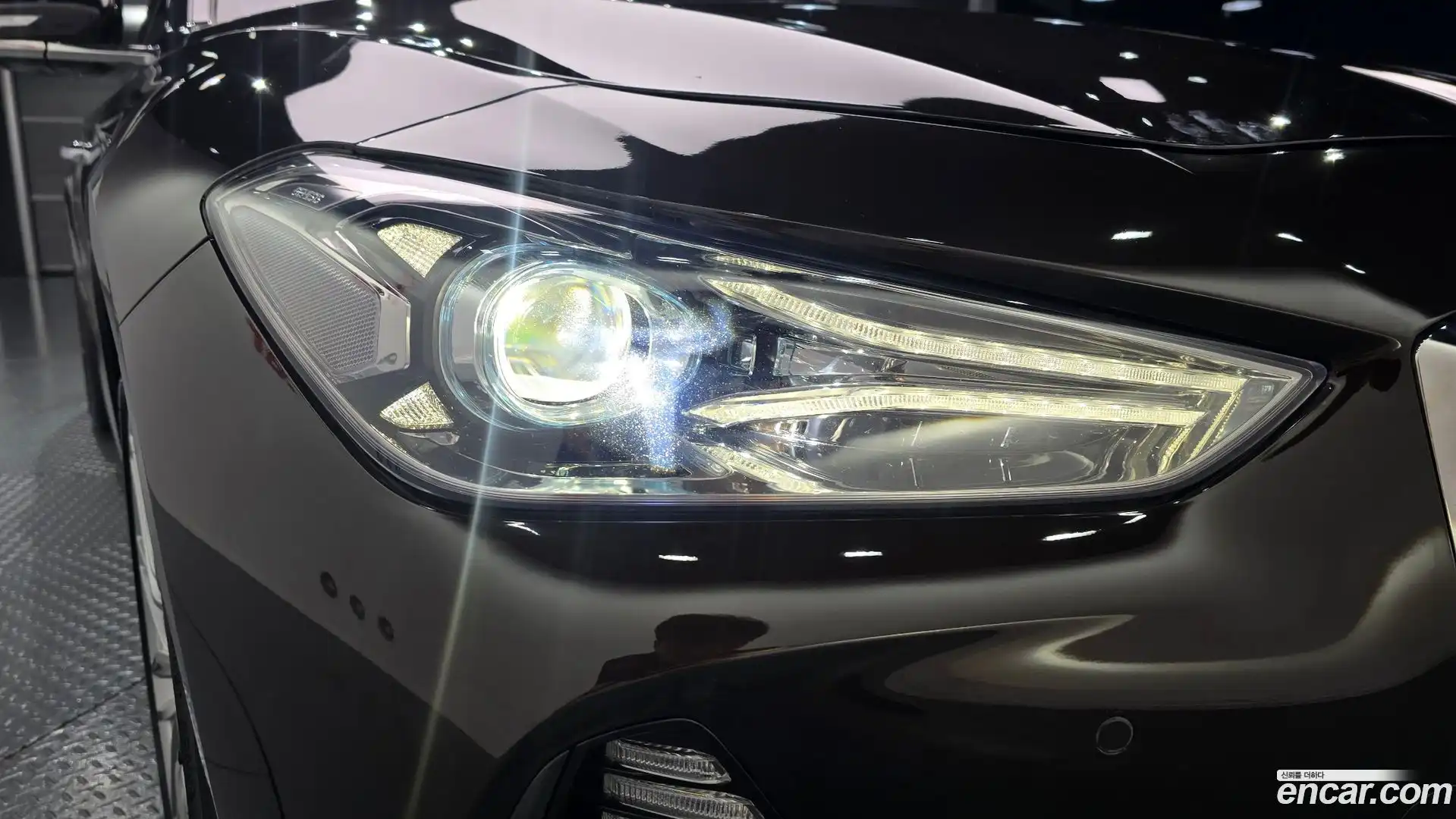 G70 Genesis 2019.0-OUTER-032