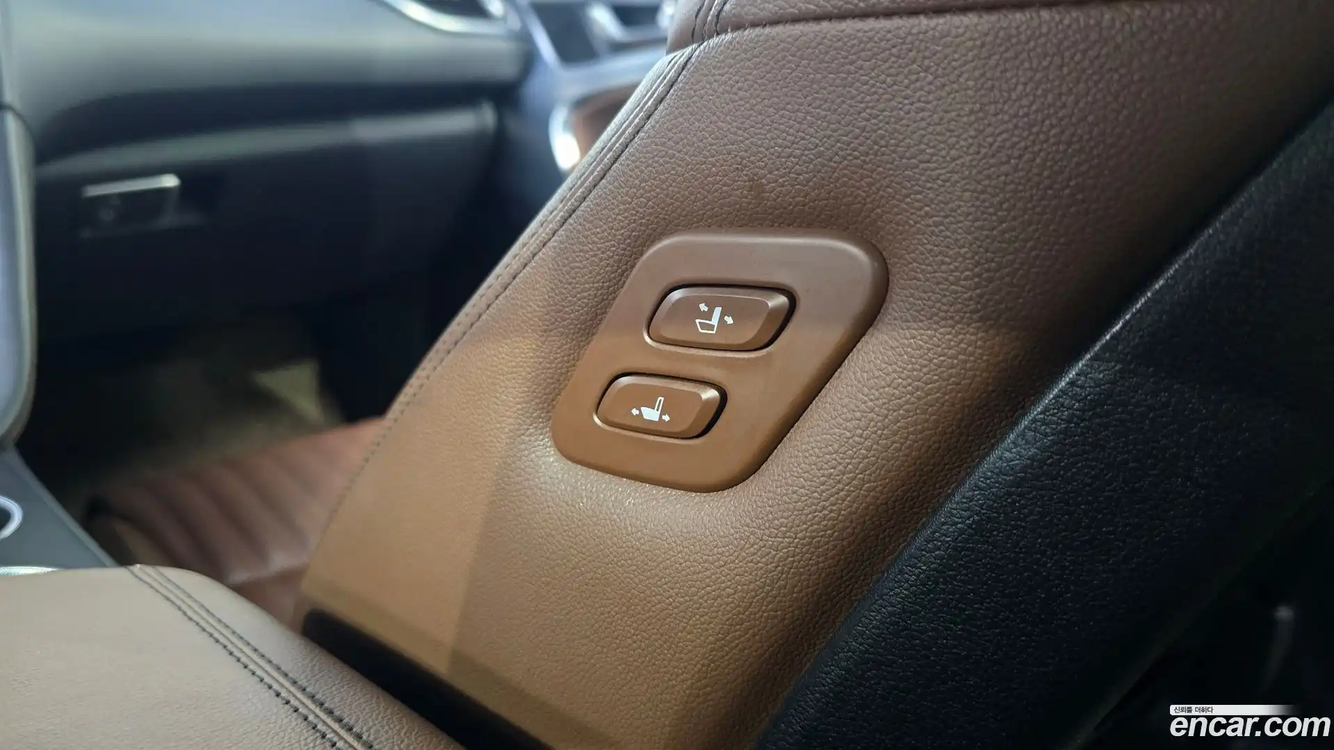 G70 Genesis 2019.0-OPTION-041