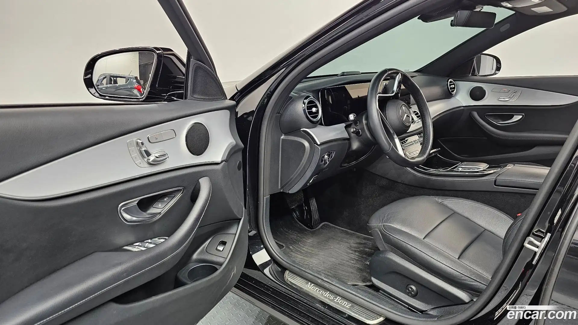 E-Class Mercedes-Benz 2021.5-INNER-010