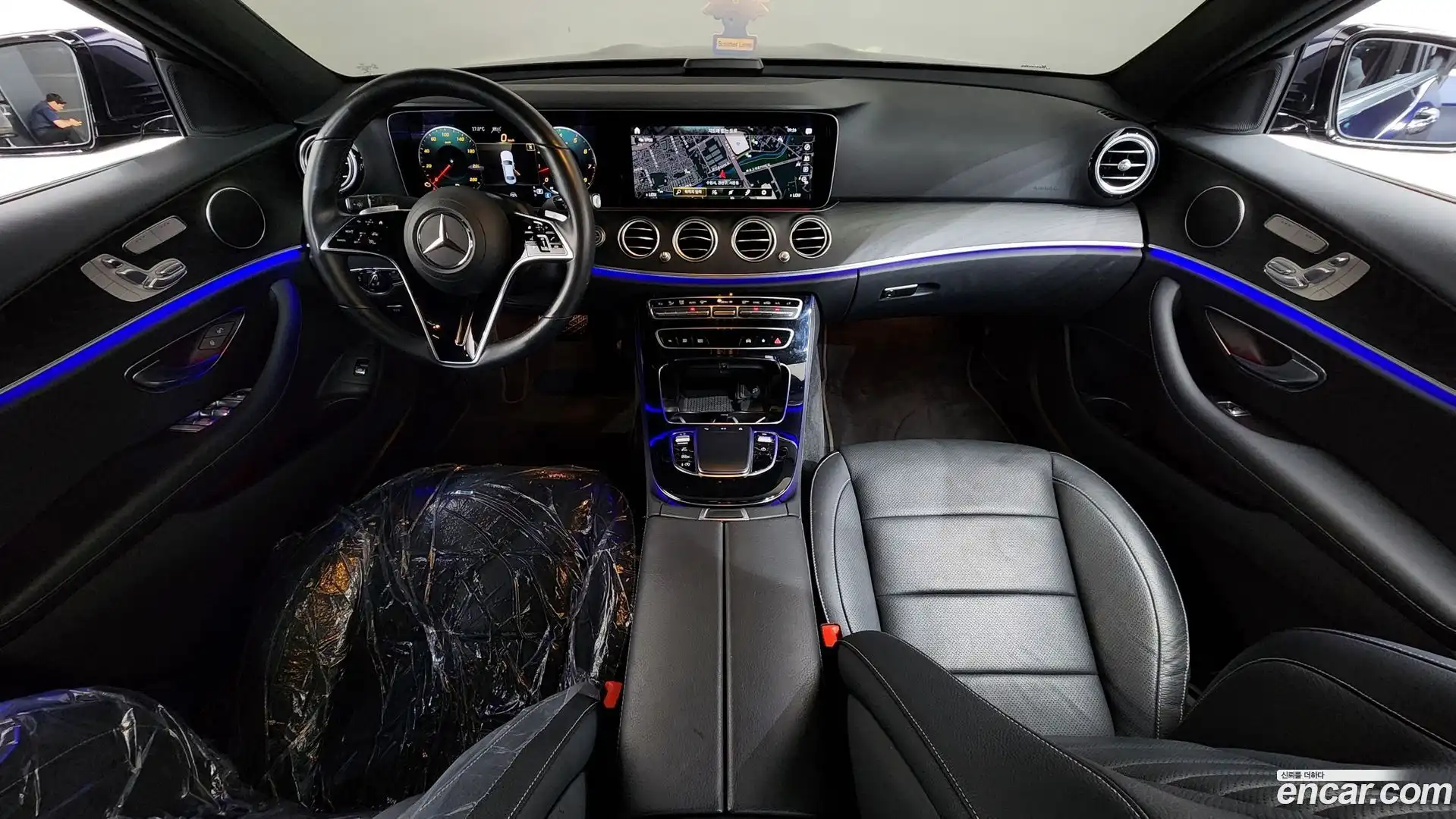 E-Class Mercedes-Benz 2022.1-INNER-007