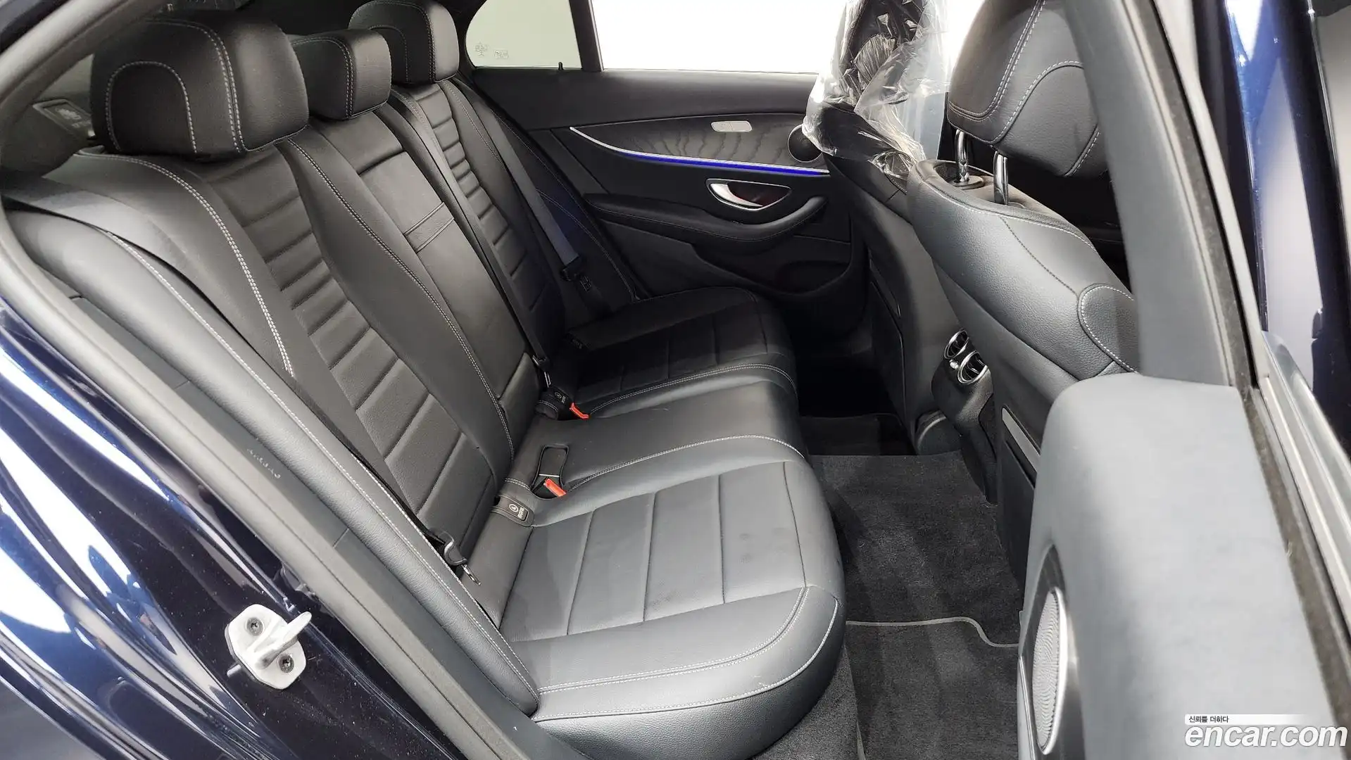 E-Class Mercedes-Benz 2022.1-OPTION-015
