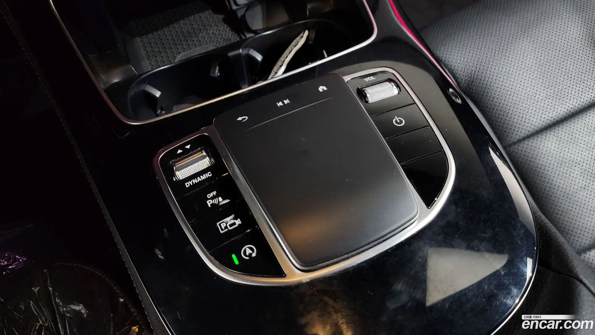 E-Class Mercedes-Benz 2022.1-OPTION-042
