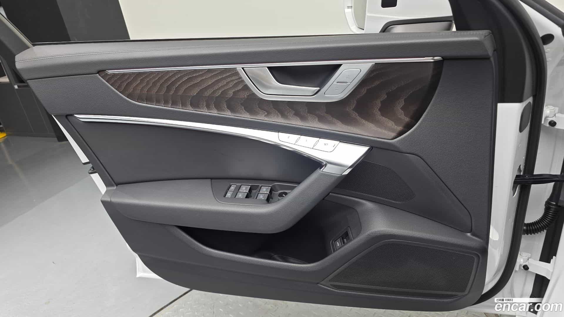 A6 Audi 2023.10-INNER-034