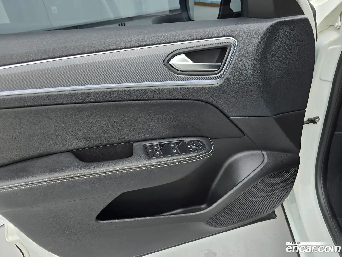 XM3 Renault Korea 2022.5-OPTION-019