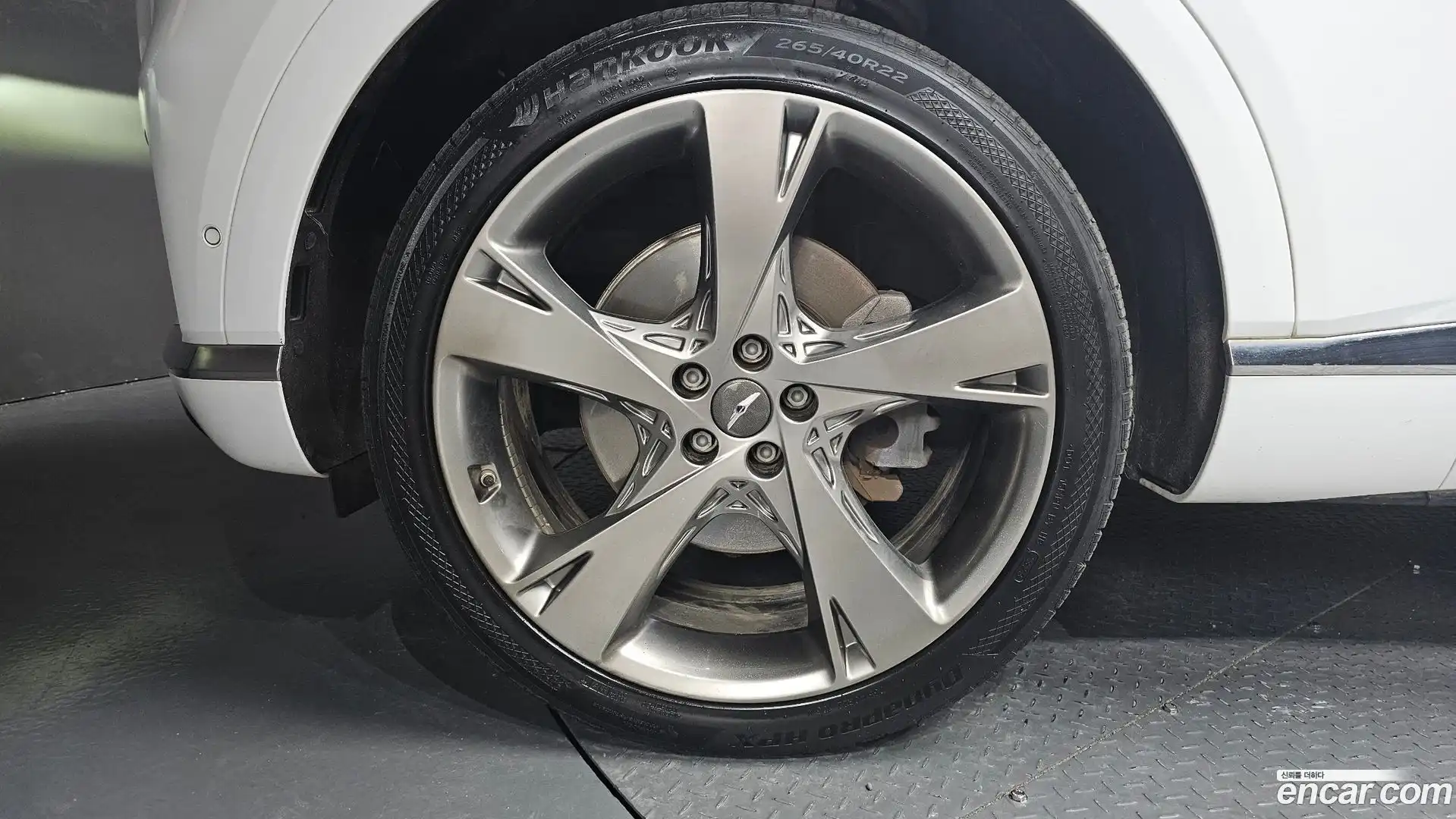 GV80 Genesis 2020.0-OUTER-005