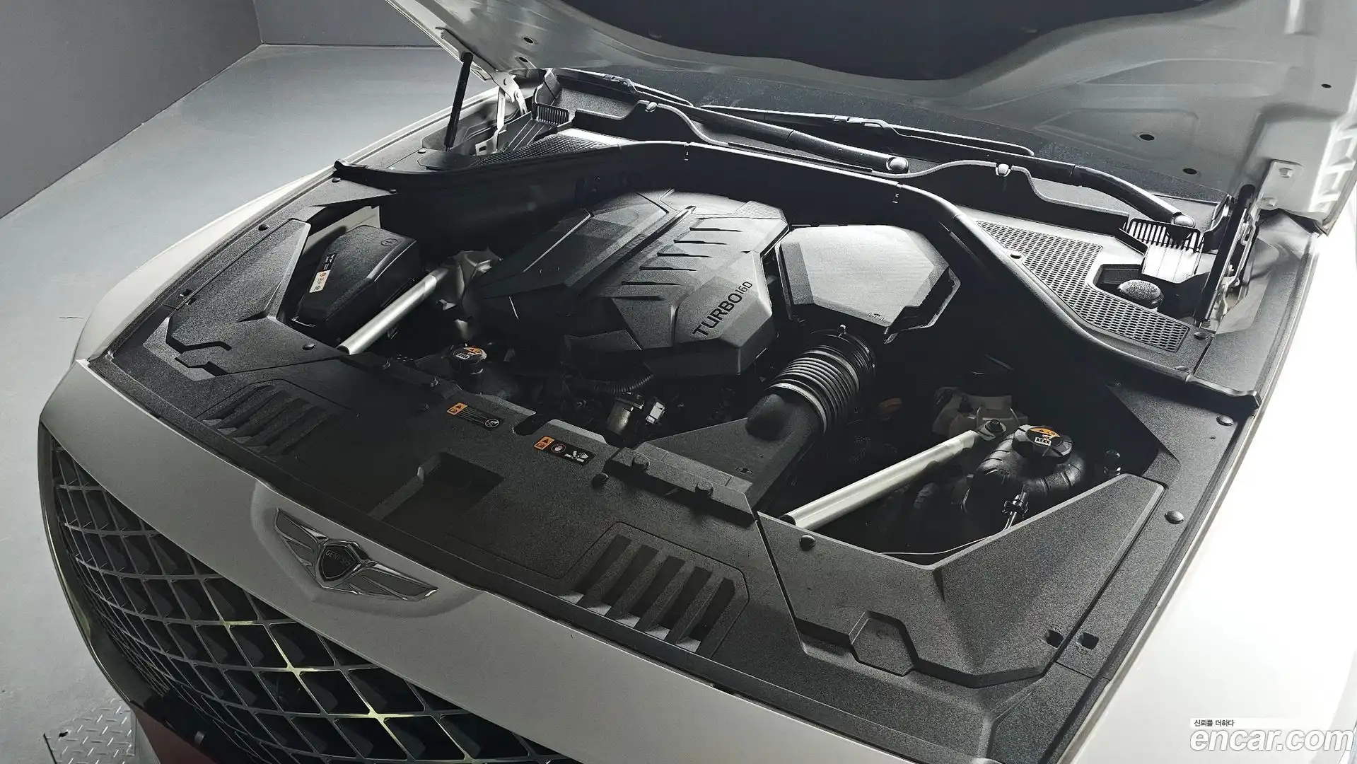 GV80 Genesis 2020.0-OUTER-006