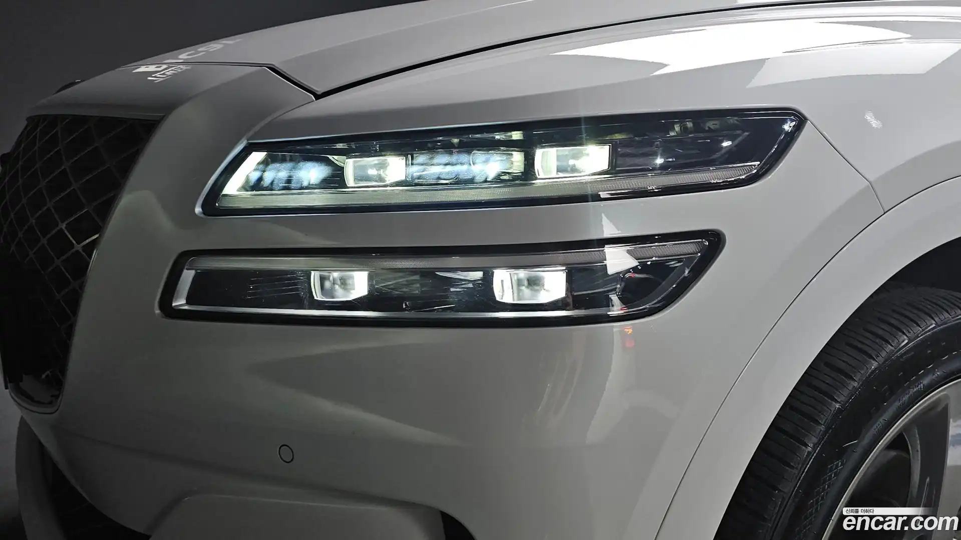 GV80 Genesis 2020.0-OUTER-032