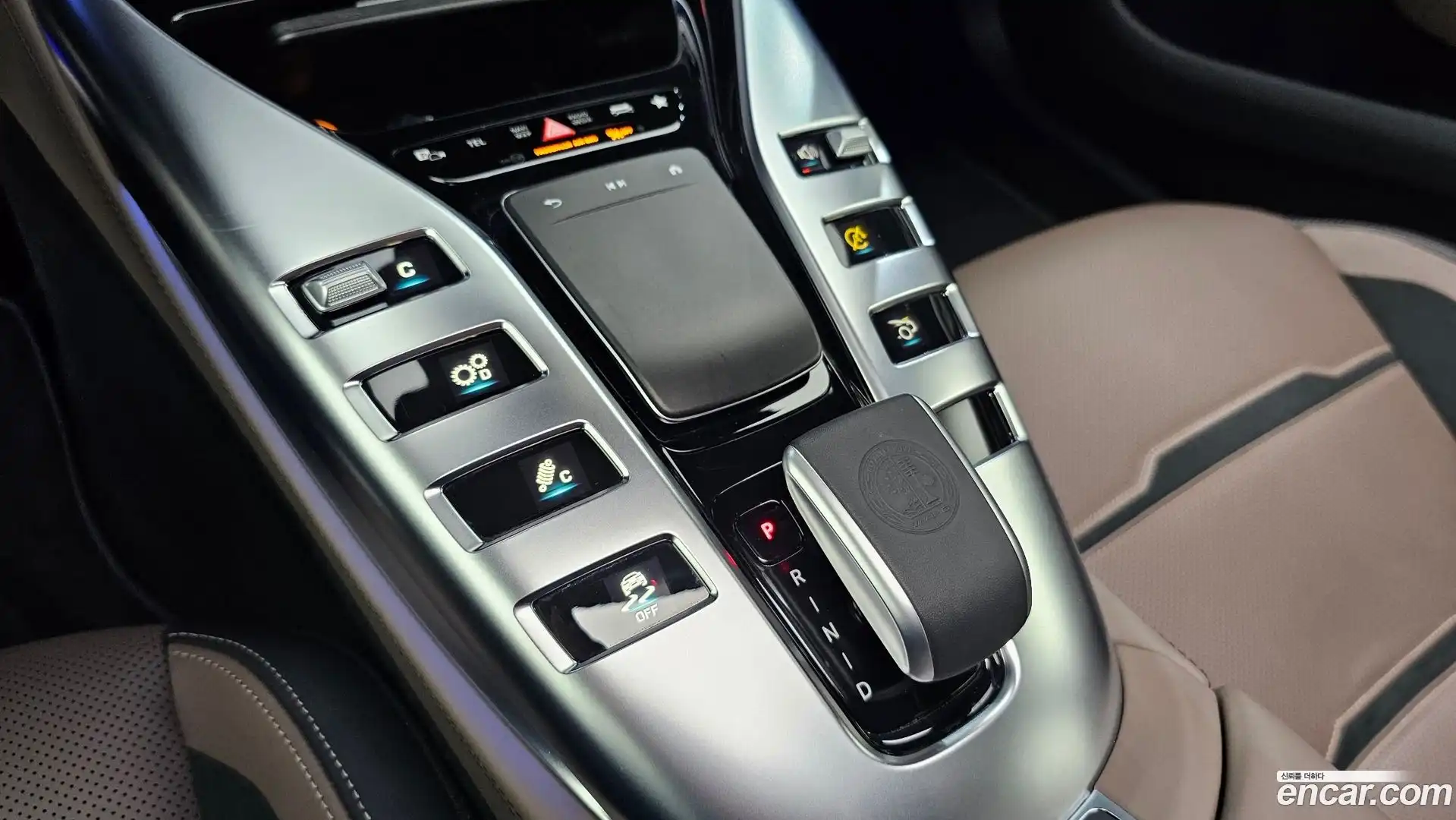 AMG GT Mercedes-Benz 2021.7-INNER-009