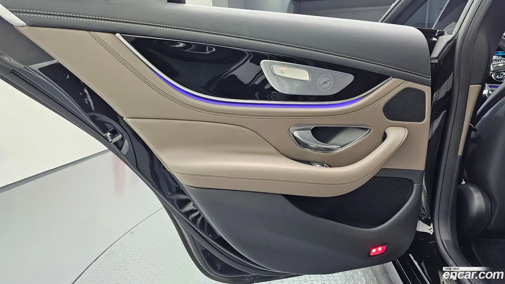 AMG GT Mercedes-Benz 2021.7-INNER-035