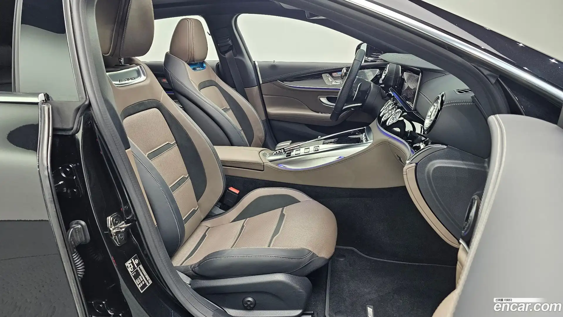AMG GT Mercedes-Benz 2021.7-INNER-036