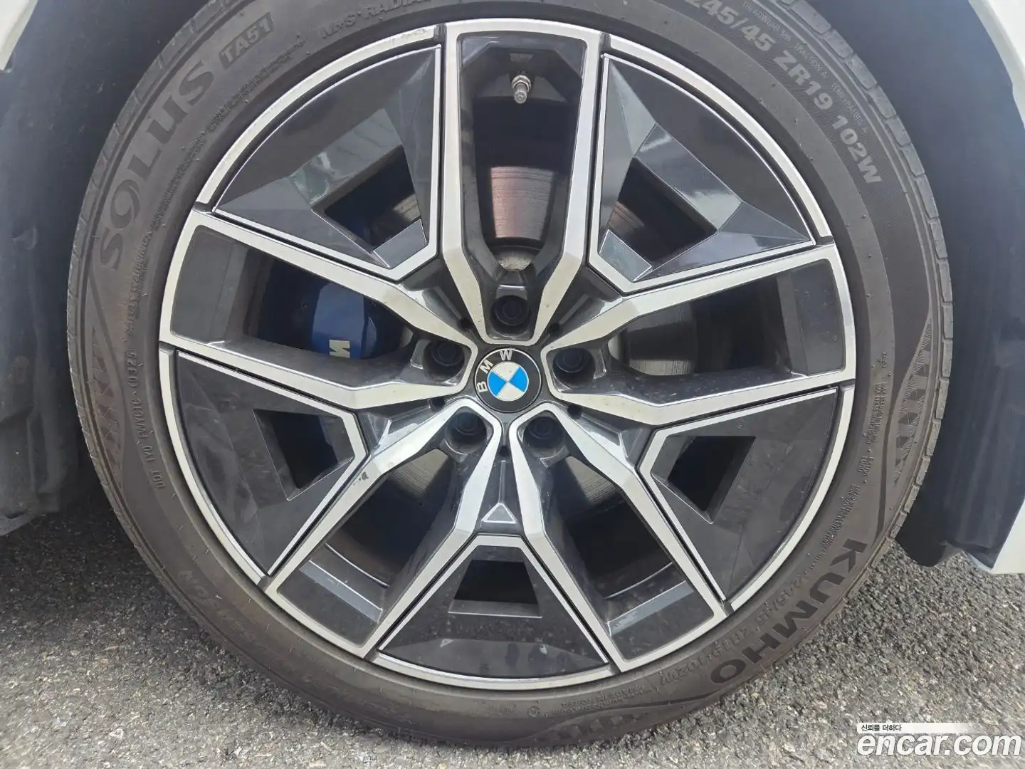 5-Series BMW 2024.2-OUTER-003