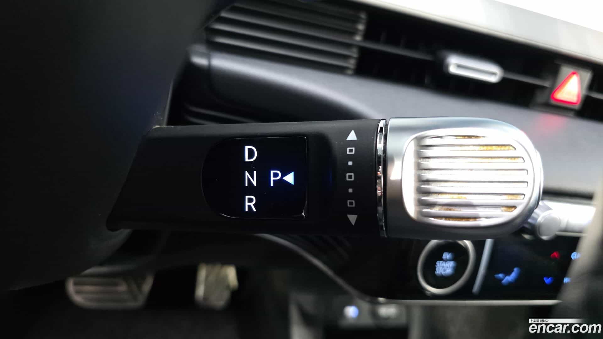 Ioniq5 Hyundai 2022.5-INNER-009