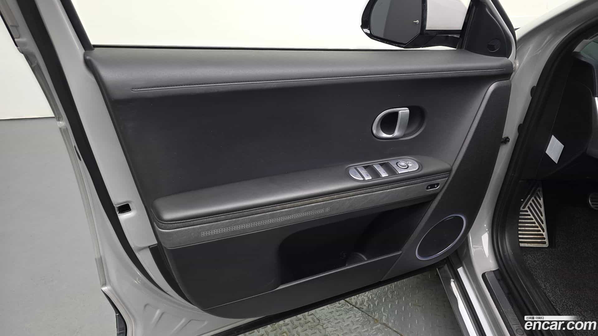 Ioniq5 Hyundai 2022.5-INNER-034