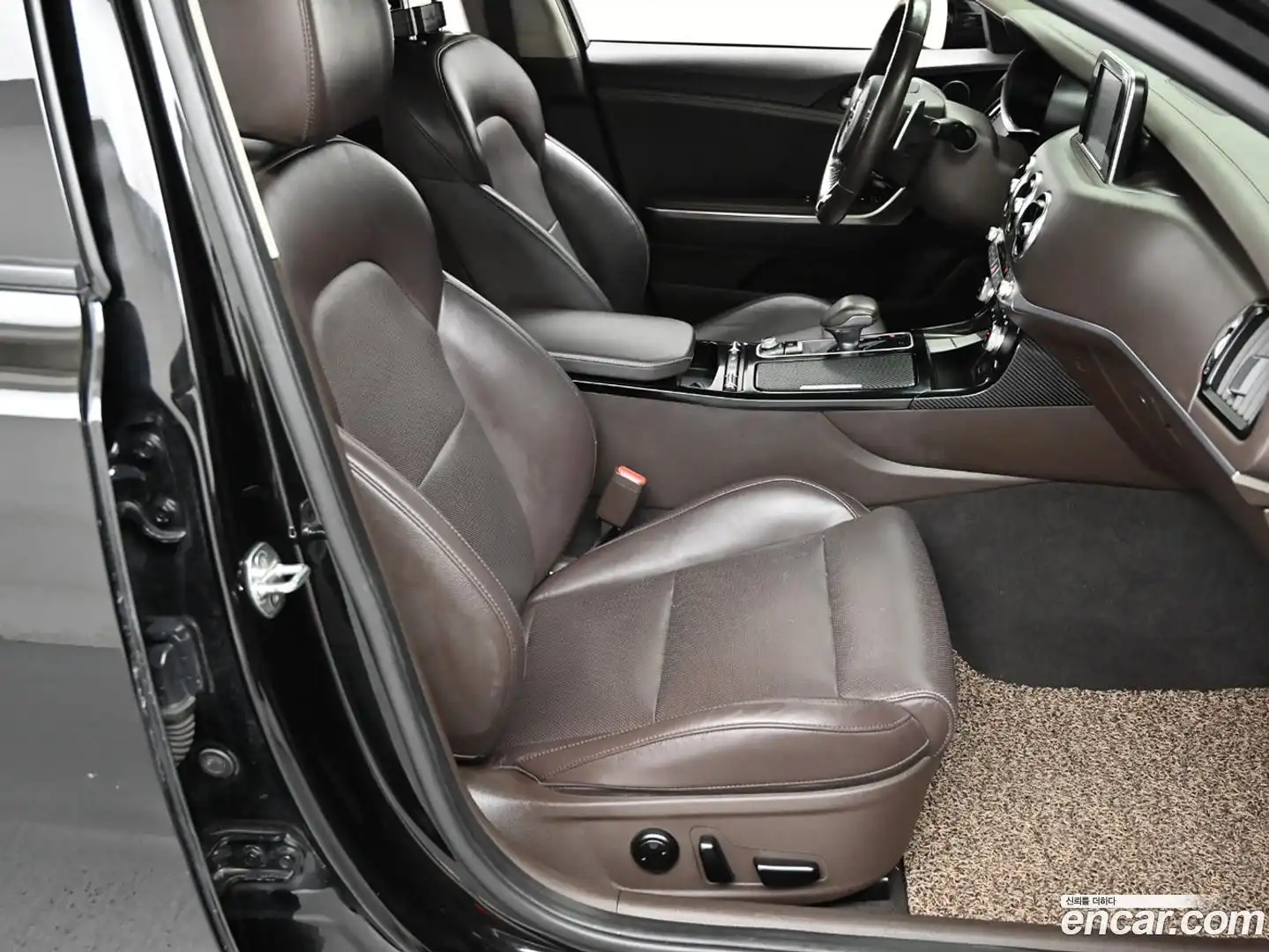 Stinger Kia 2017.8-INNER-010