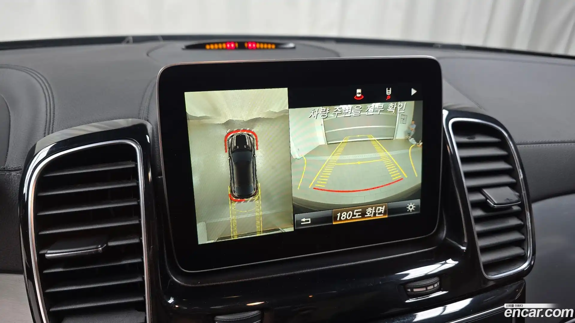GLE-Class Mercedes-Benz 2017.4-OPTION-019