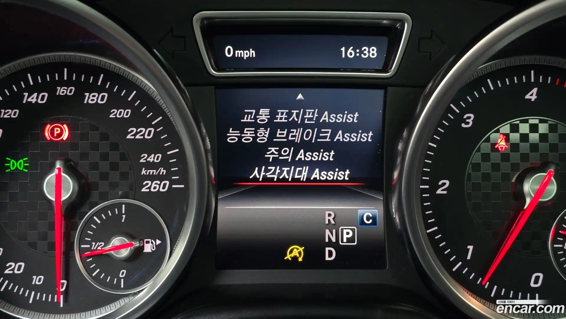 GLE-Class Mercedes-Benz 2017.4-OPTION-020