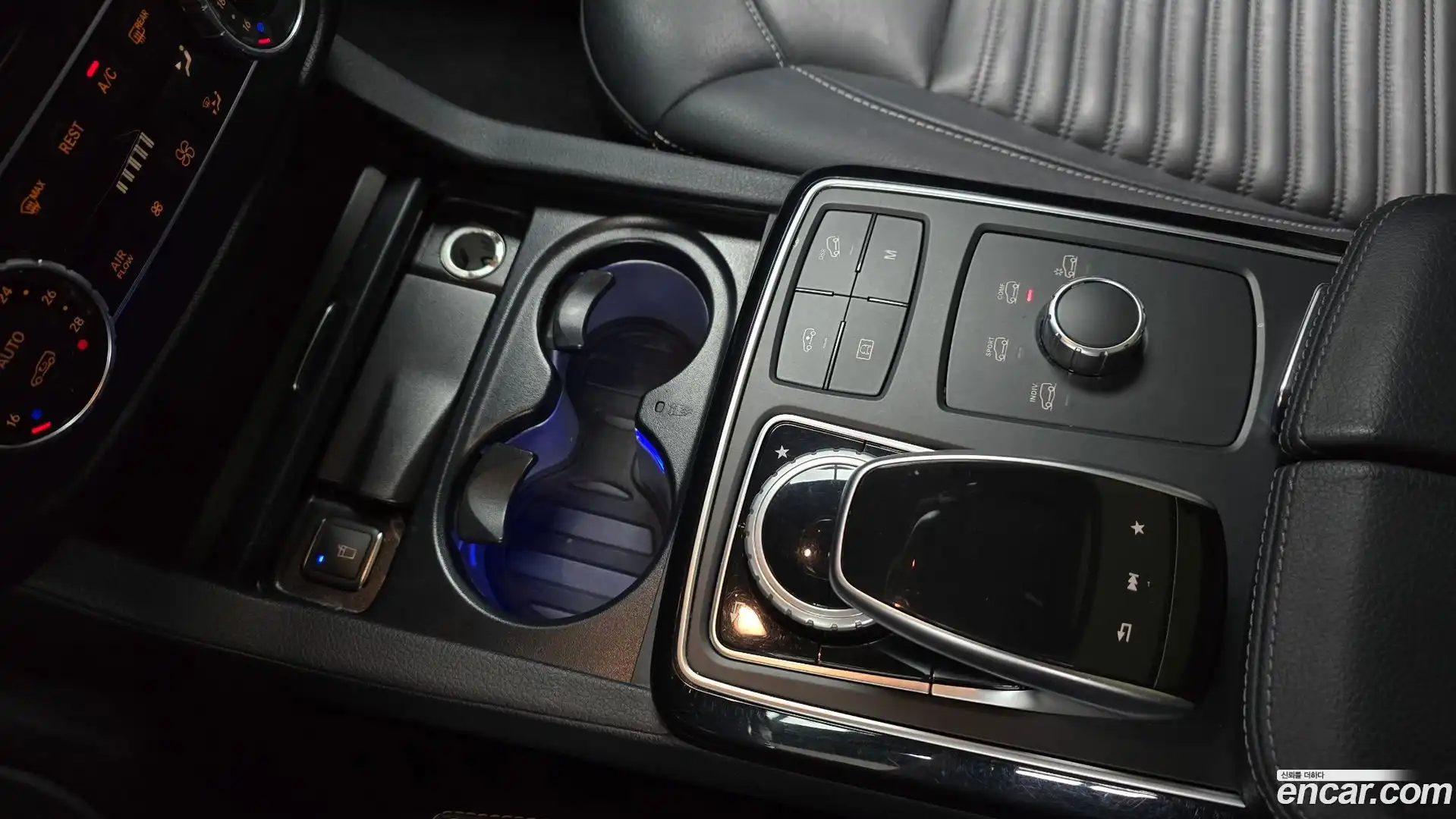 GLE-Class Mercedes-Benz 2017.4-OPTION-021