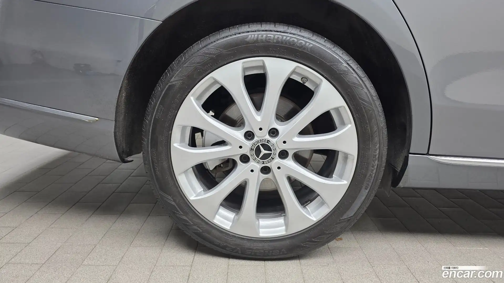 E-Class Mercedes-Benz 2019.0-OUTER-005