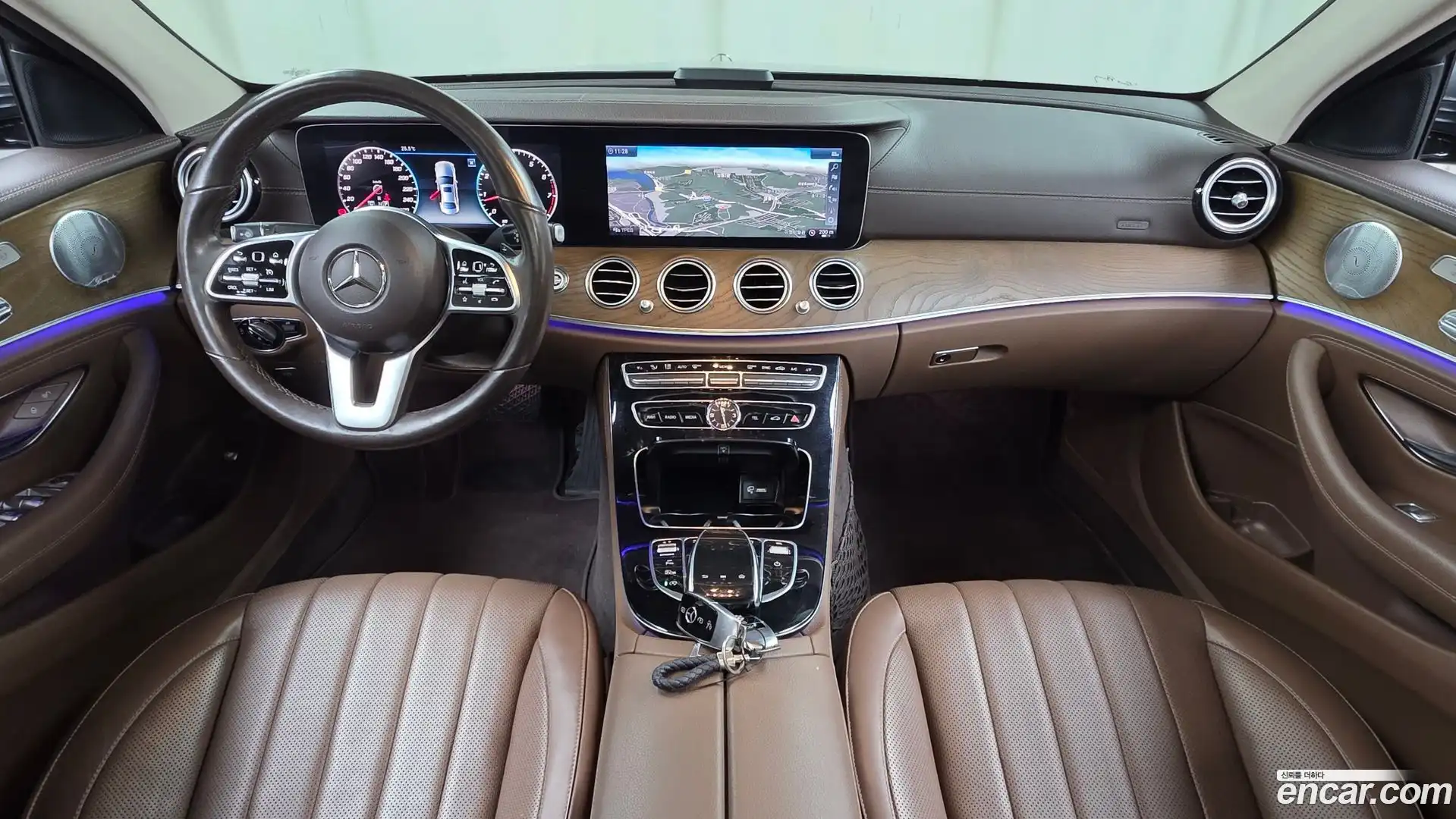 E-Class Mercedes-Benz 2019.0-INNER-007