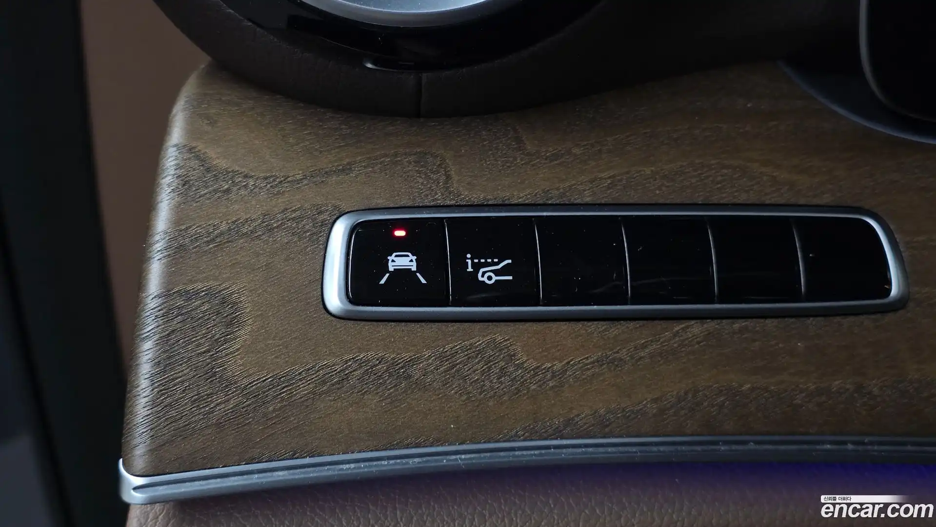 E-Class Mercedes-Benz 2019.0-OPTION-020