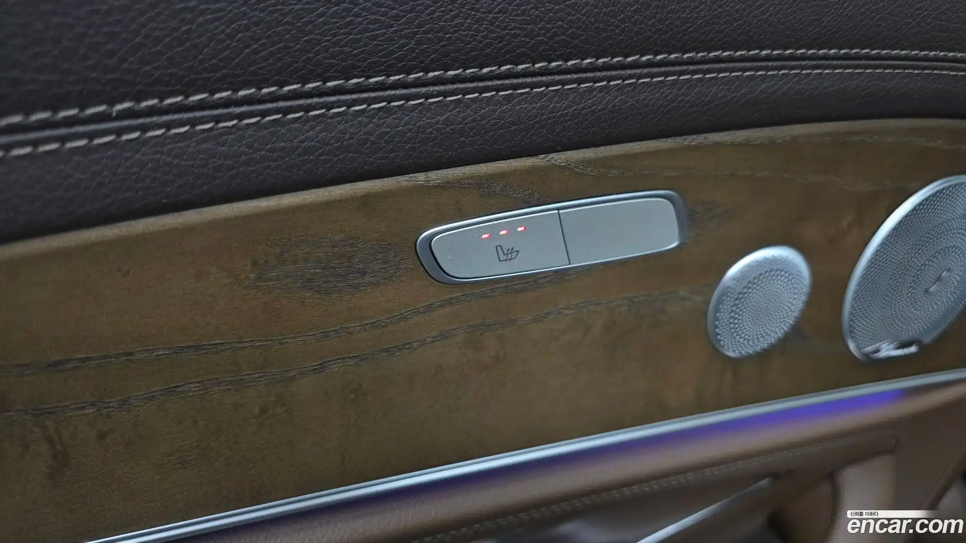 E-Class Mercedes-Benz 2019.0-OPTION-022