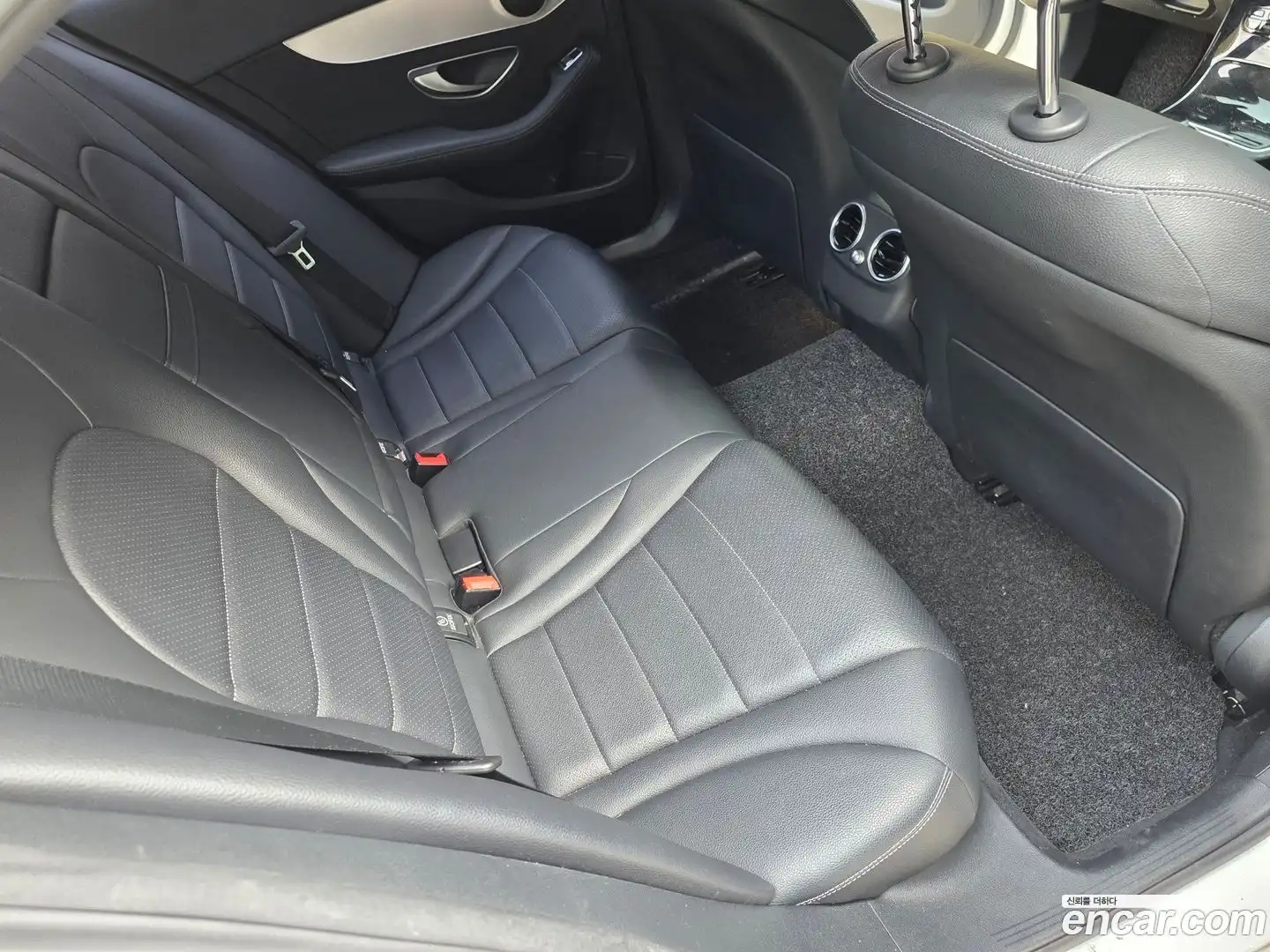 C-Class Mercedes-Benz 2017.2-OPTION-015