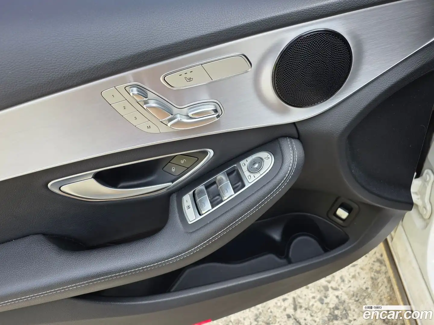 C-Class Mercedes-Benz 2017.2-OPTION-019