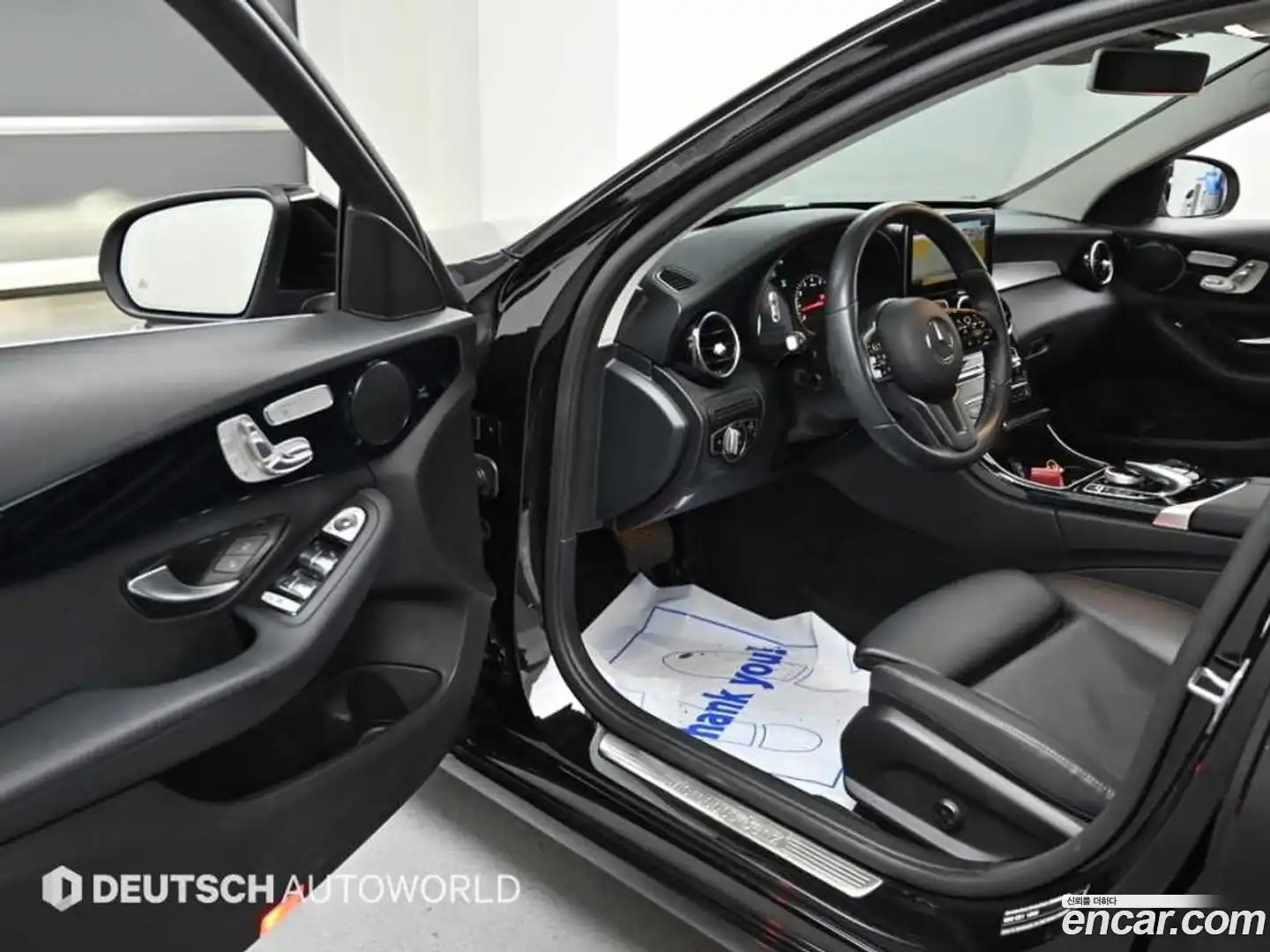C-Class Mercedes-Benz 2019.10-OPTION-015