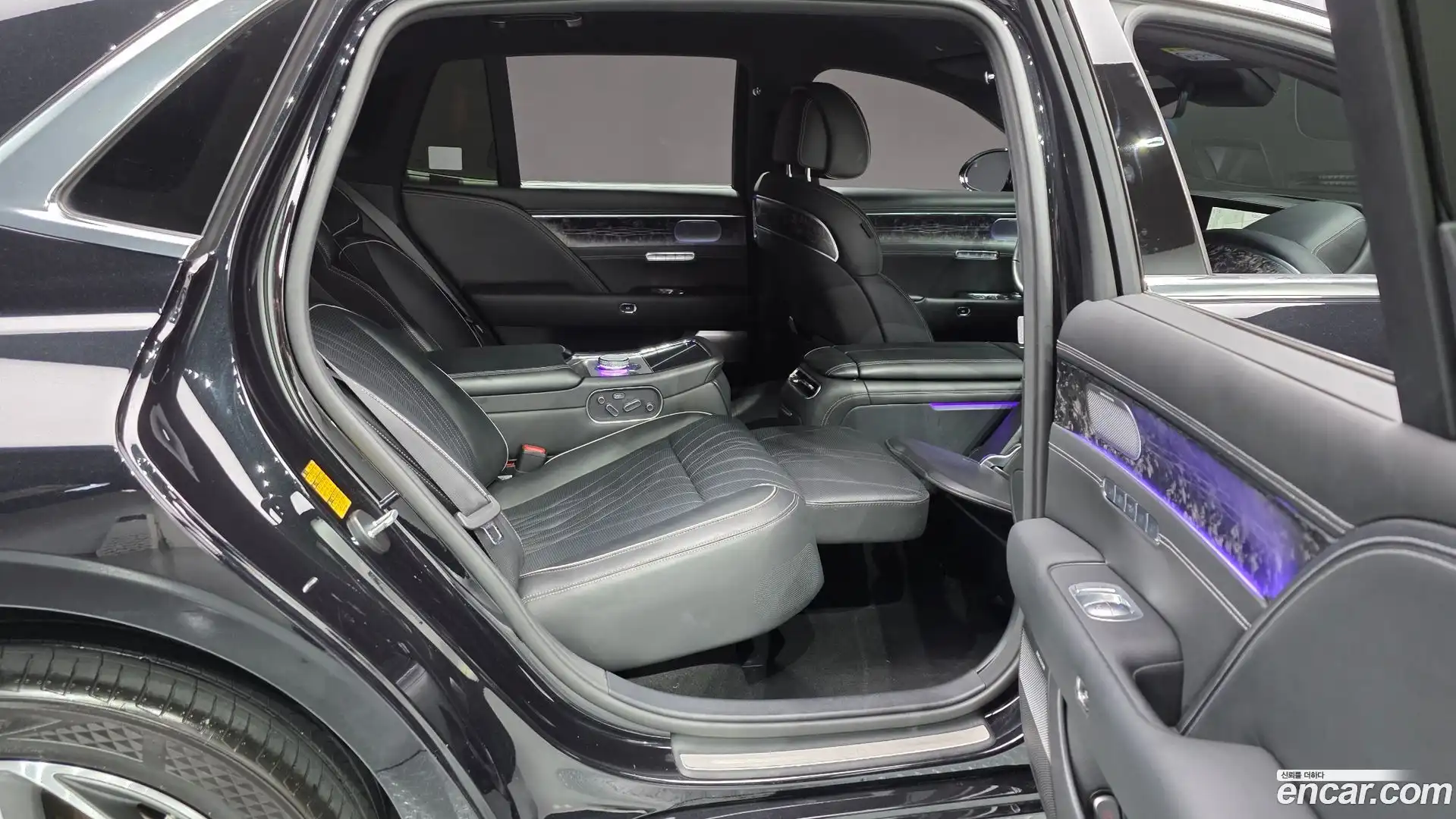 G90 Genesis 2023.6-INNER-036