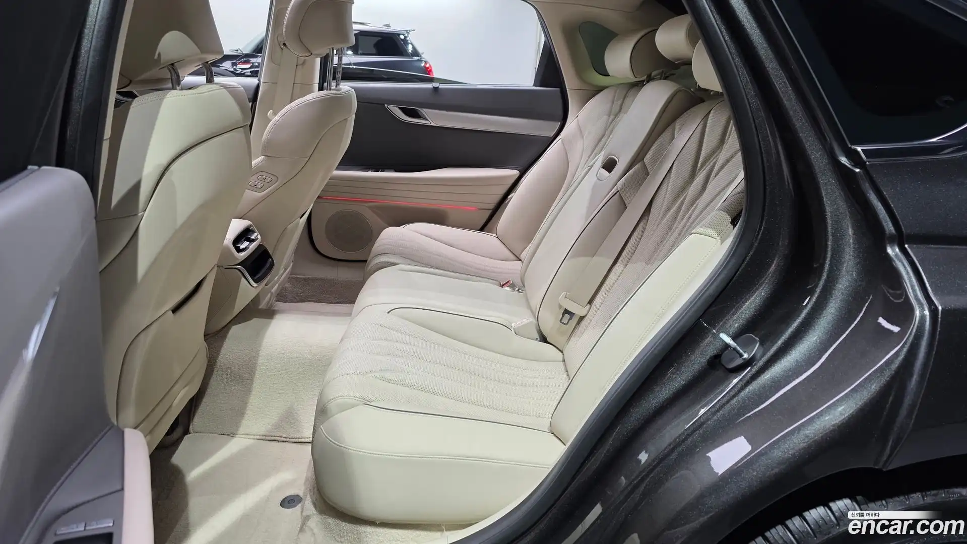 G80 Genesis 2025.3-OPTION-015