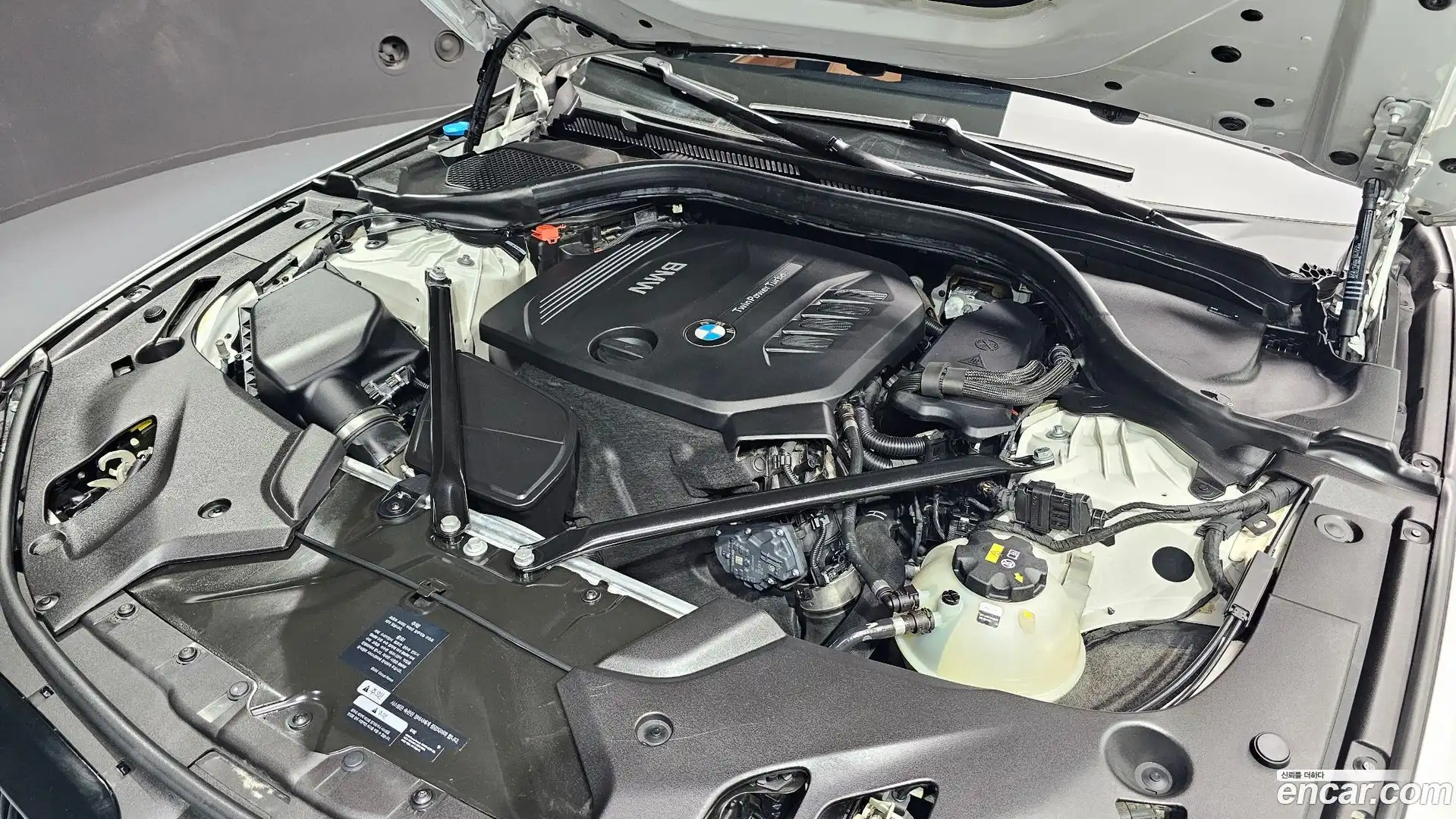 5-Series BMW 2017.8-OUTER-006