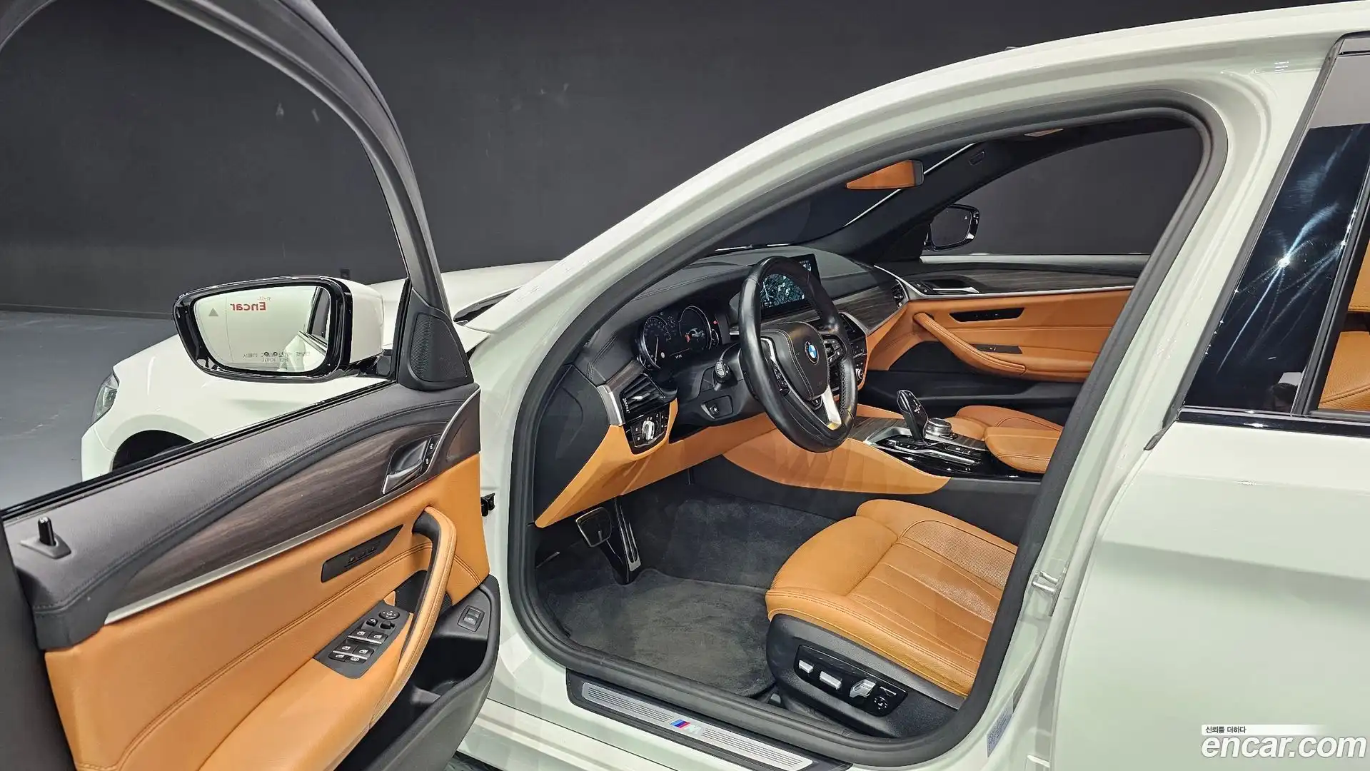 5-Series BMW 2017.8-OPTION-015