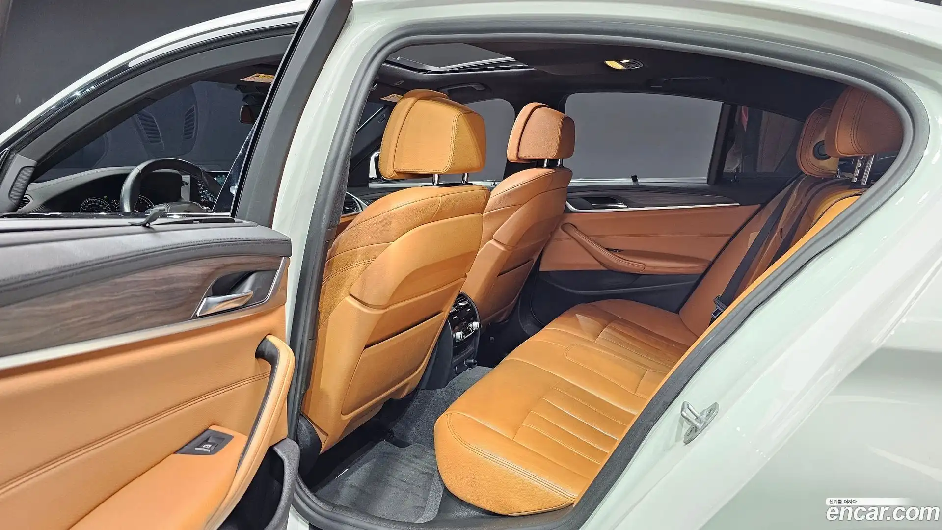 5-Series BMW 2017.8-OPTION-016