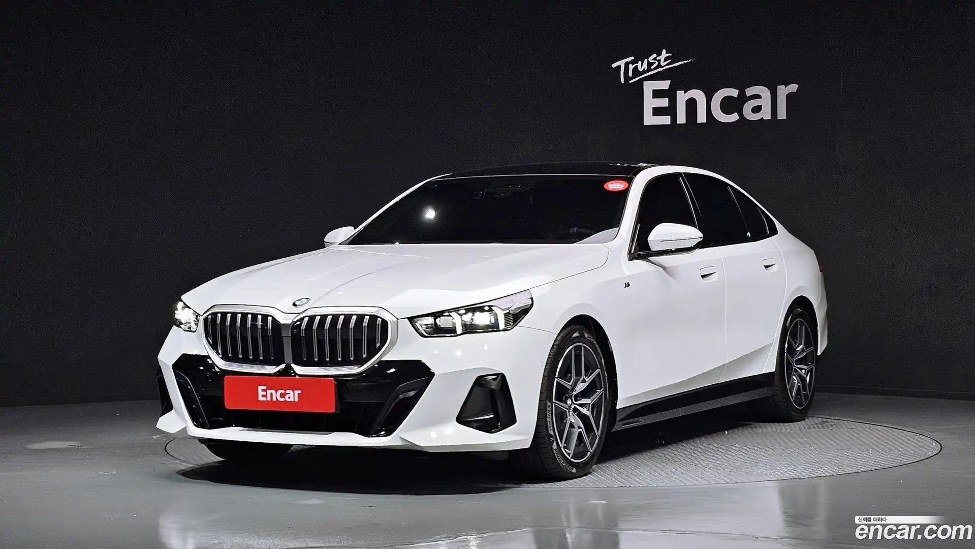 5-Series BMW 2025.4-OUTER-001