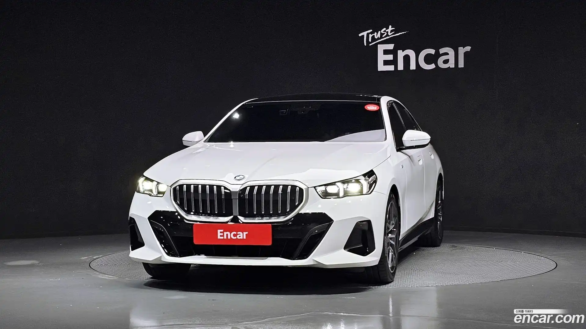 5-Series BMW 2025.4-OUTER-003