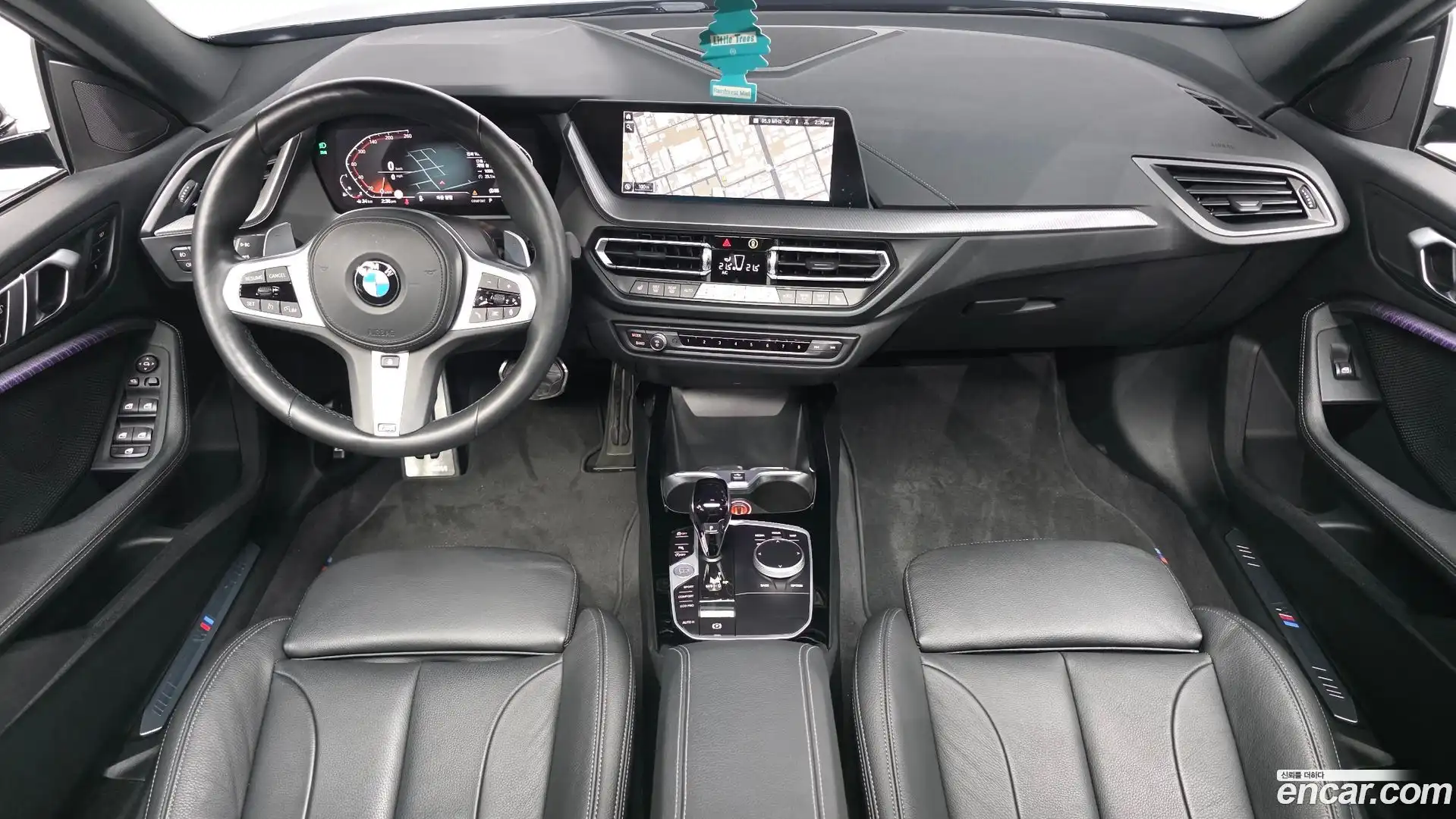 2-Series BMW 2022.2-INNER-007