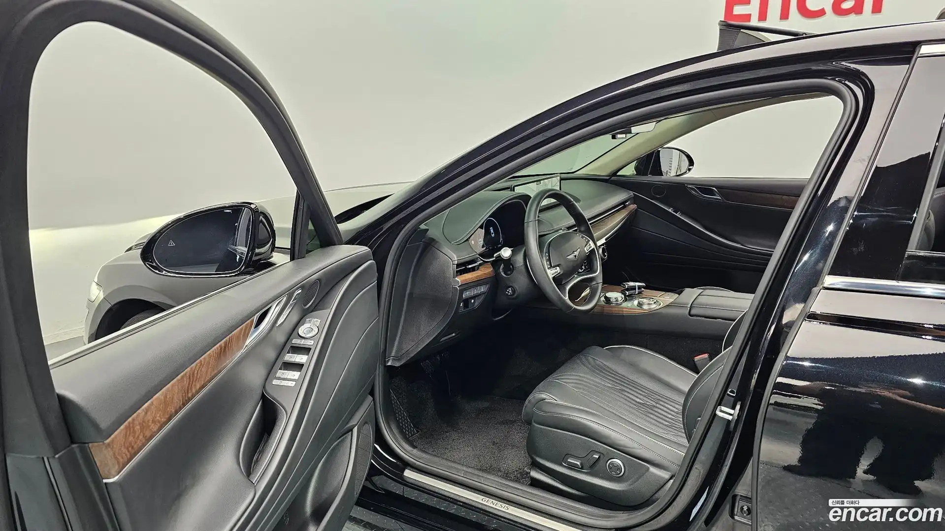 G80 Genesis 2023.4-INNER-010
