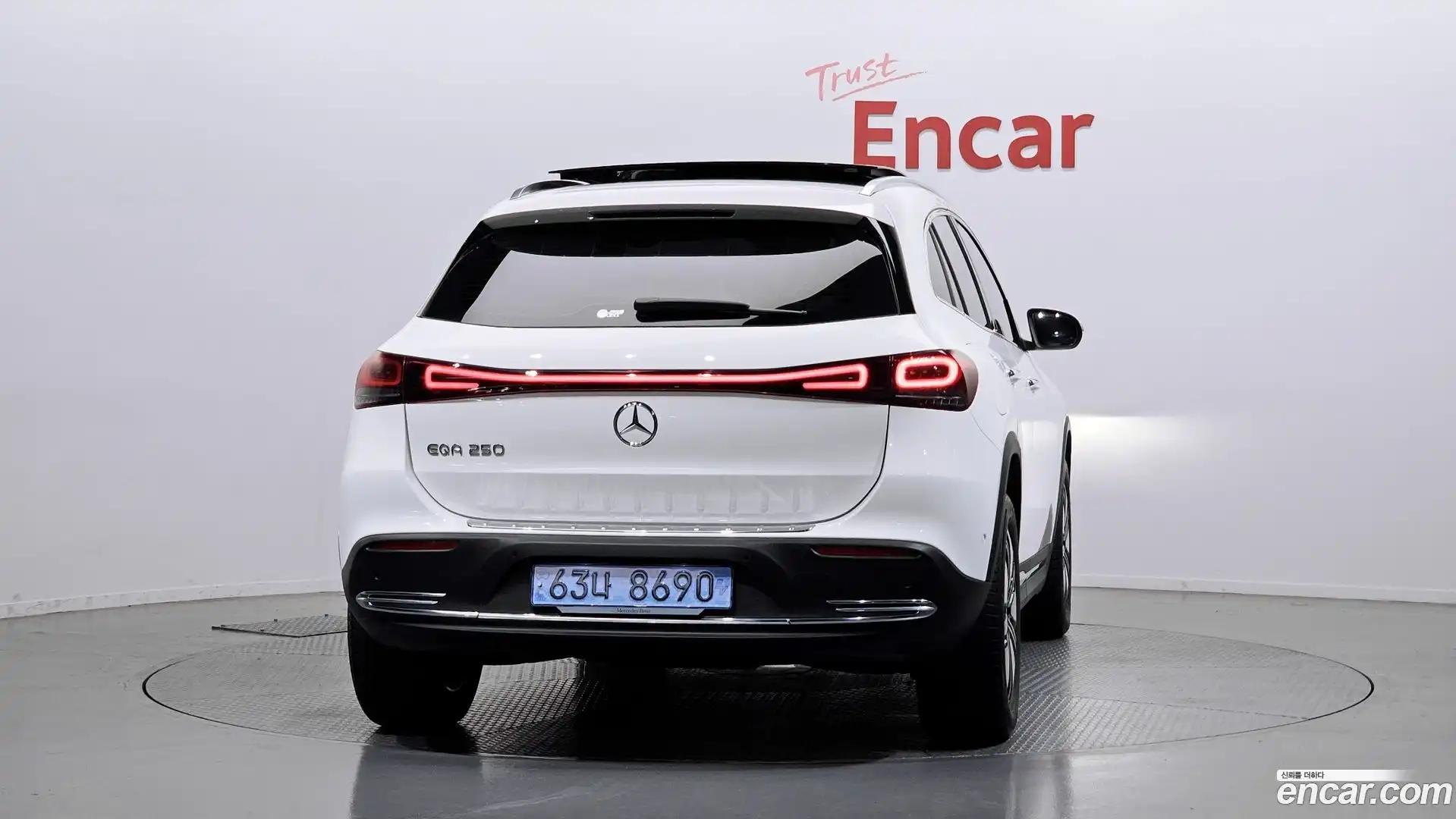 EQA Mercedes-Benz 2023.10-OUTER-004
