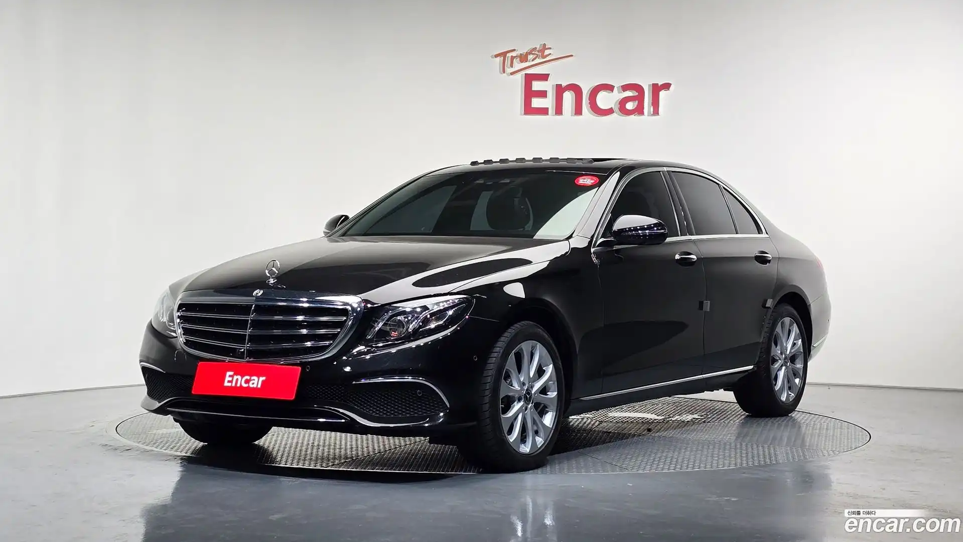 E-Class Mercedes-Benz 2018.3-OUTER-001
