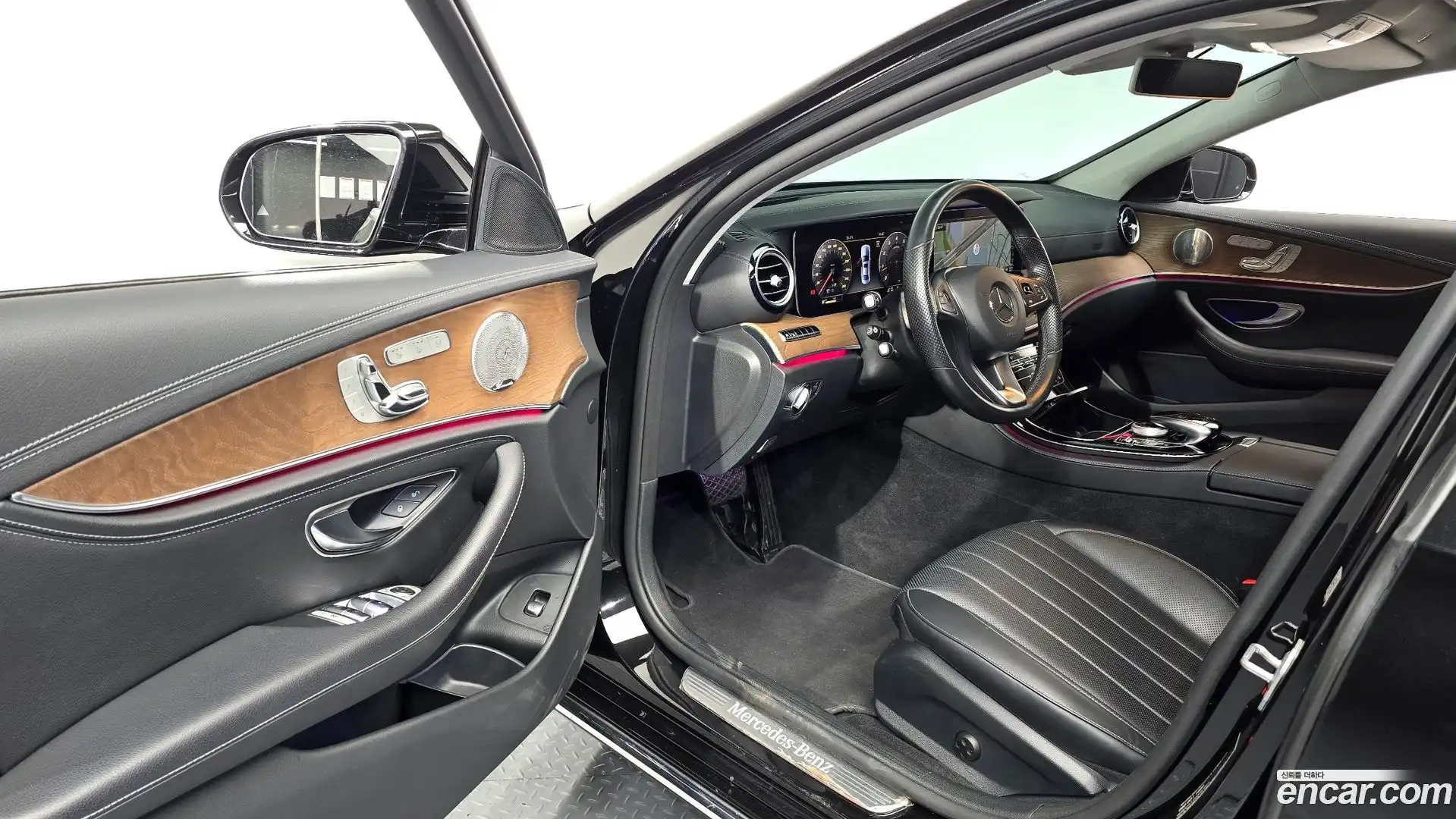 E-Class Mercedes-Benz 2018.3-INNER-010