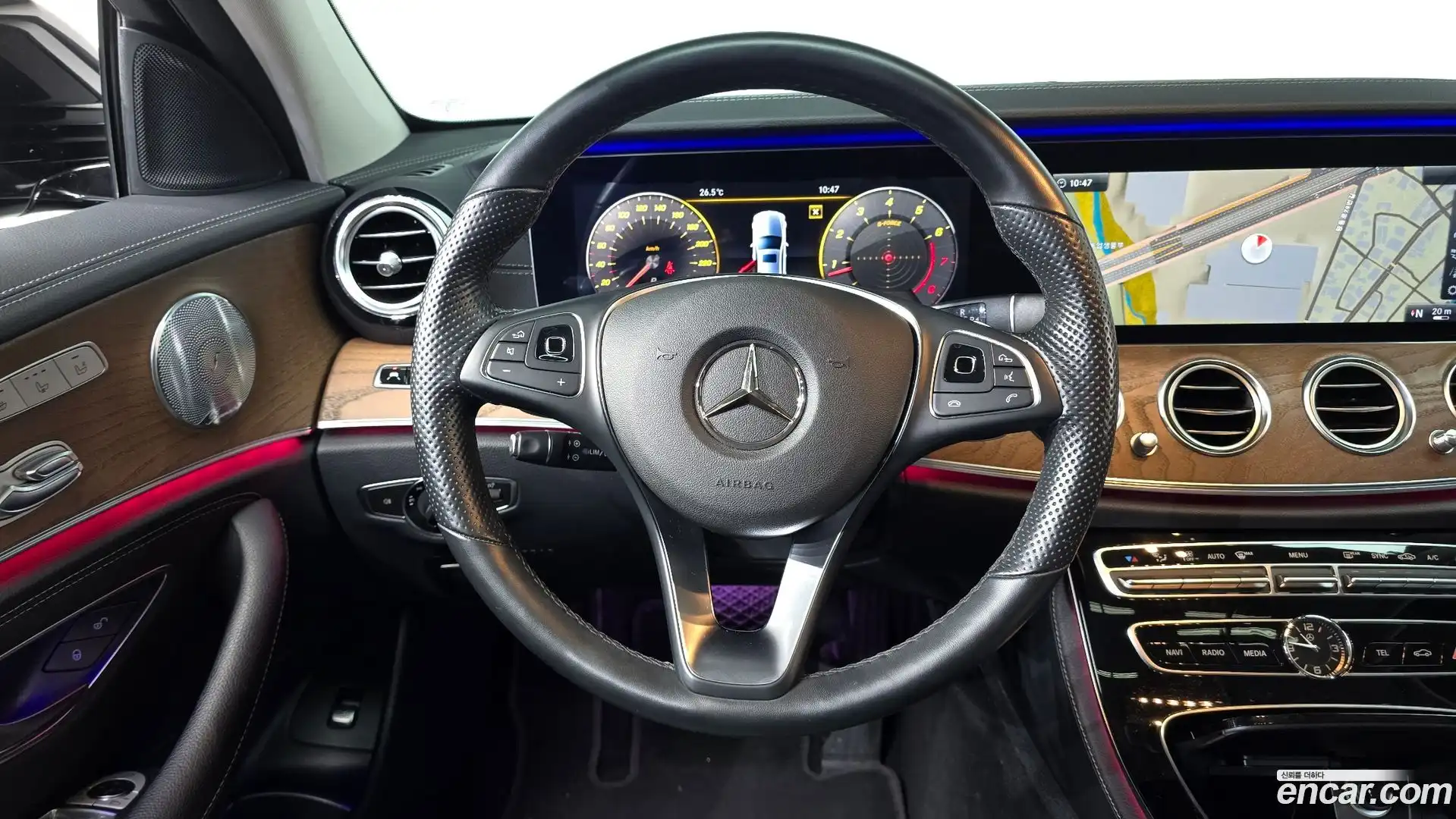 E-Class Mercedes-Benz 2018.3-OPTION-017