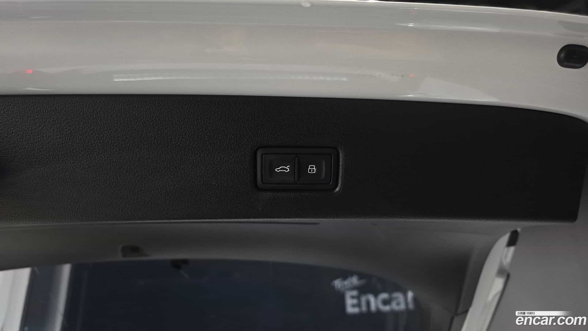 A7 Audi 2023.10-OPTION-047