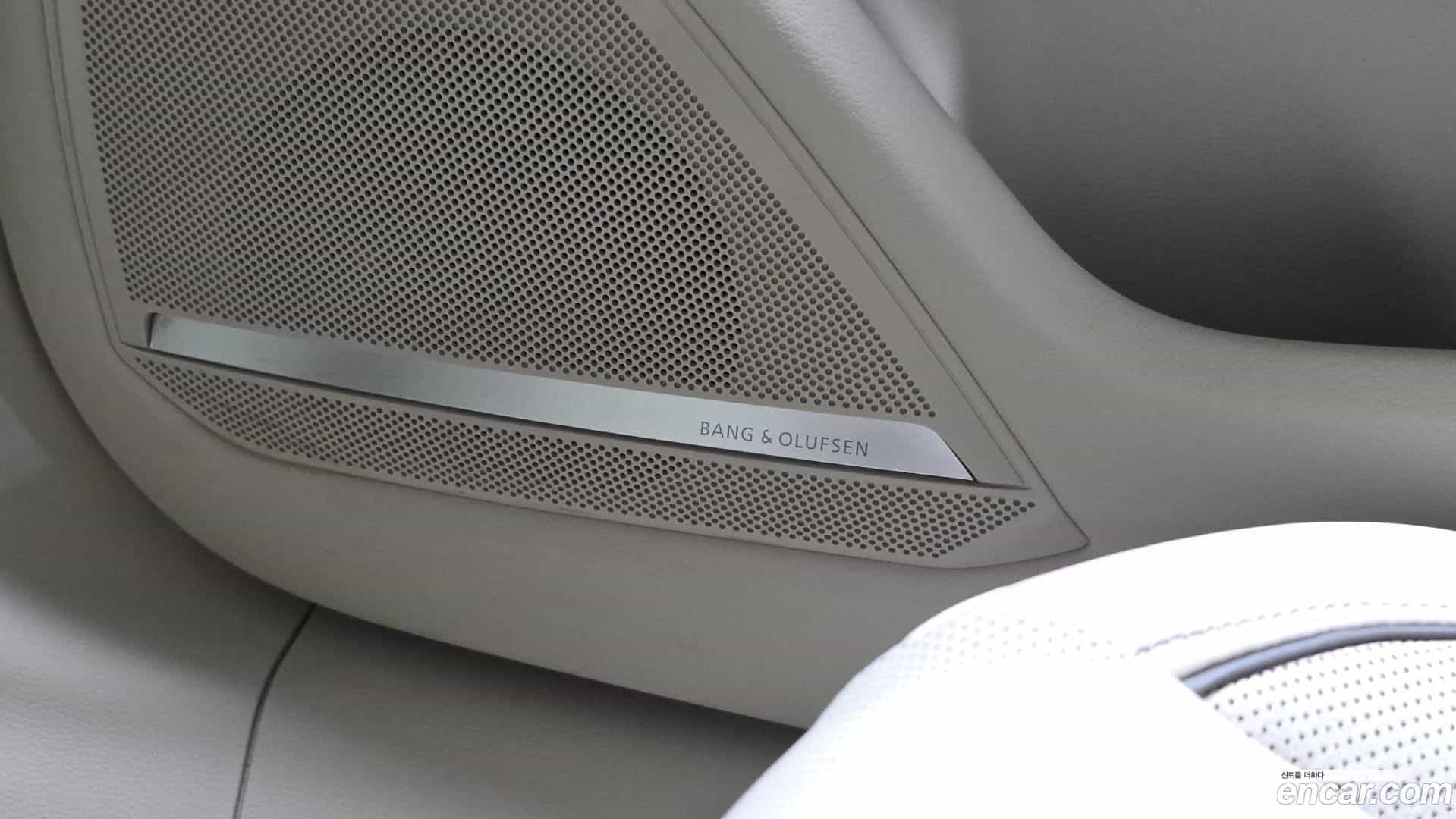 A7 Audi 2023.10-OPTION-051
