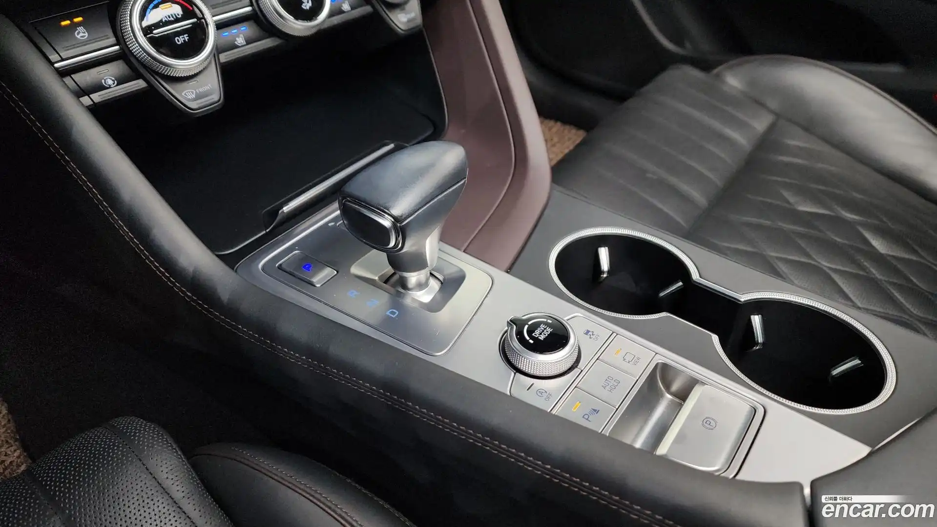 G70 Genesis 2018.10-INNER-009