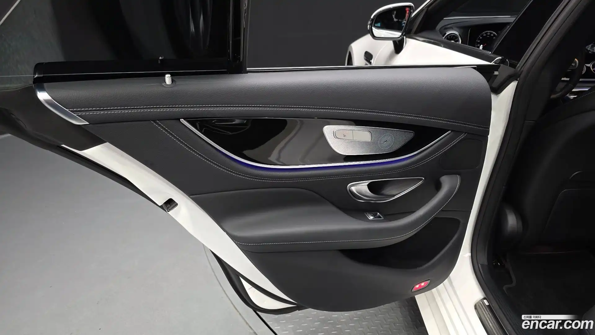 AMG GT Mercedes-Benz 2021.6-INNER-035