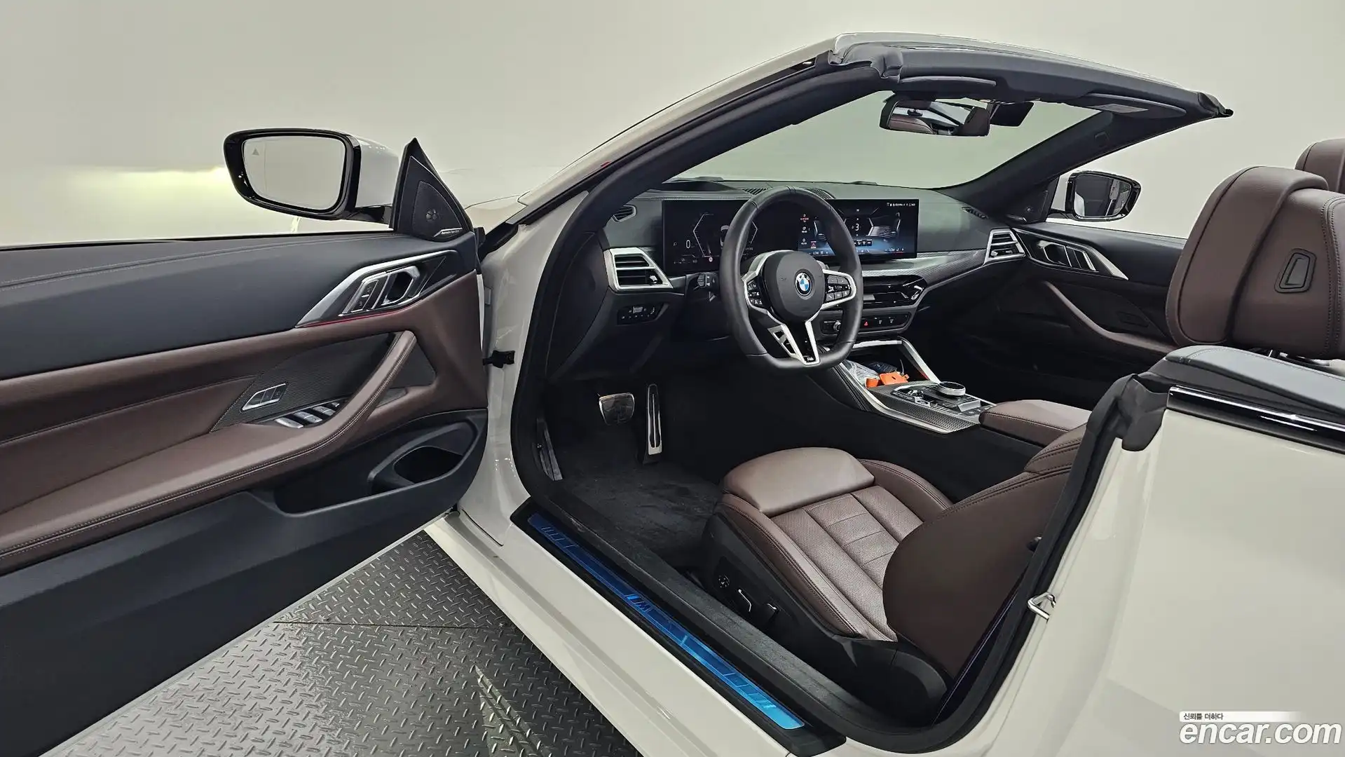4-Series BMW 2025.9-INNER-010